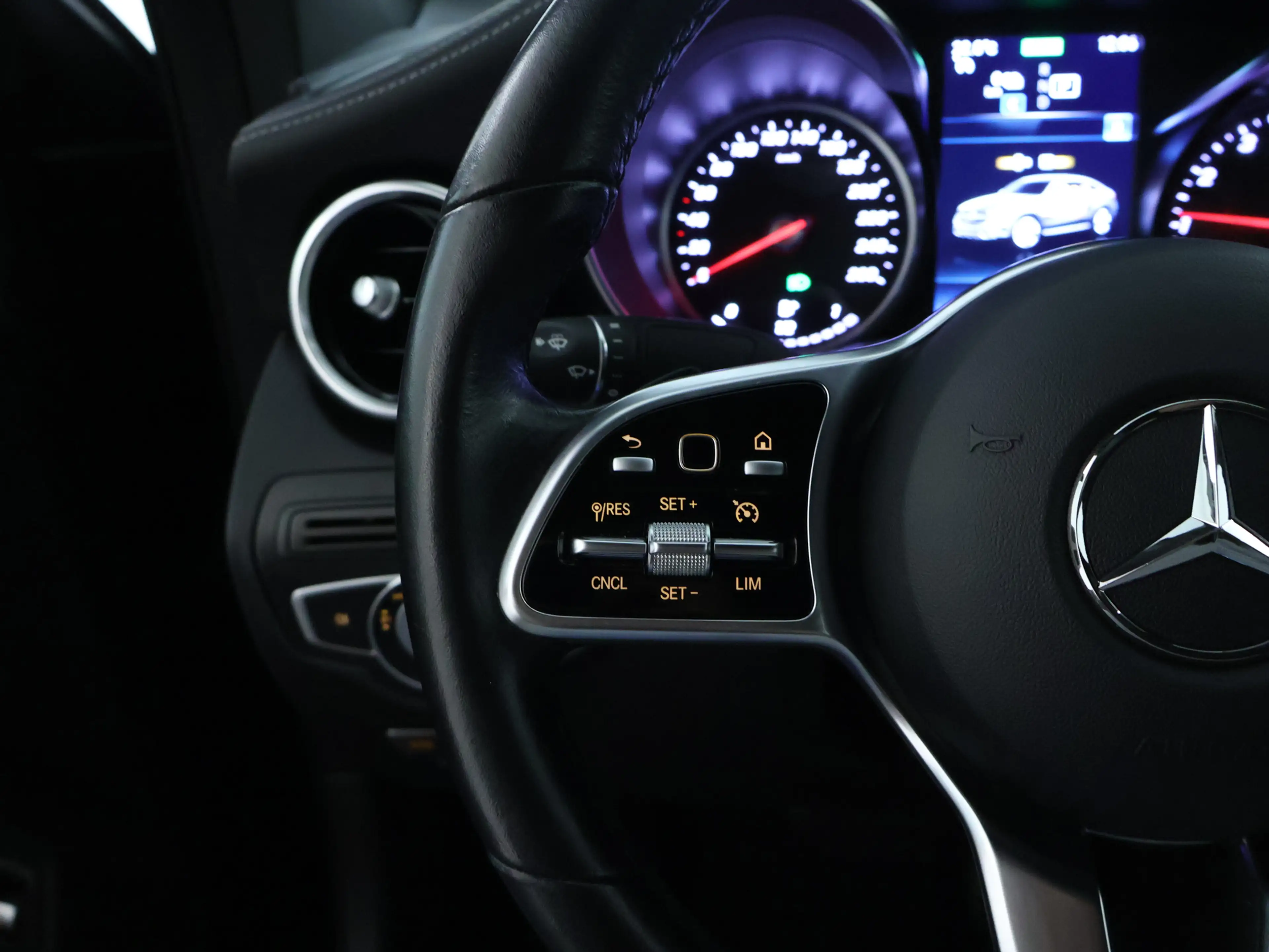 Mercedes-Benz GLC 300 300e 4MATIC Business Solution Luxury Stoelverwarmi — photo 9