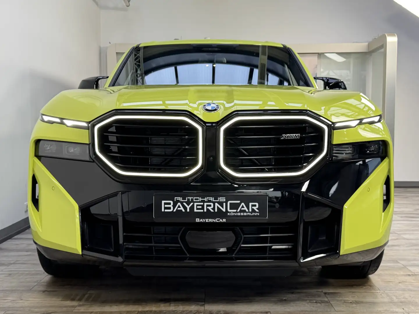 BMW XM 50e DriviProf. ACC 360° Sitzlüftung 23Zoll Gelb - 2
