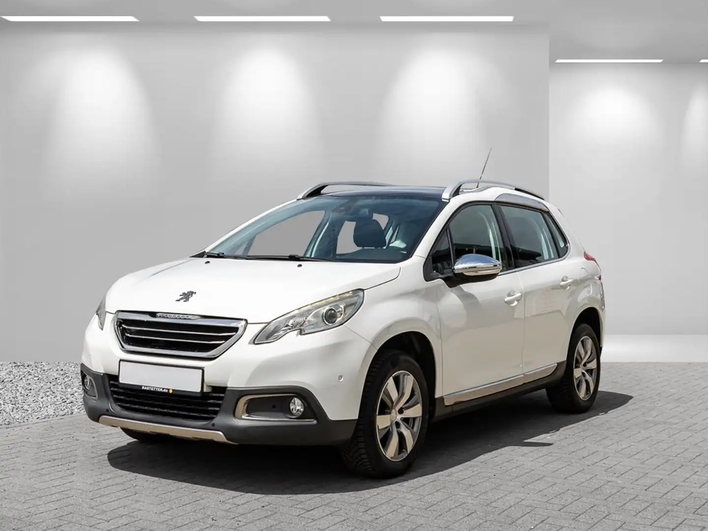 Peugeot 2008 PureTech 110 EAT6 Allure Pano+AHK+Navi+ParkAss+PDC Blanc - 2