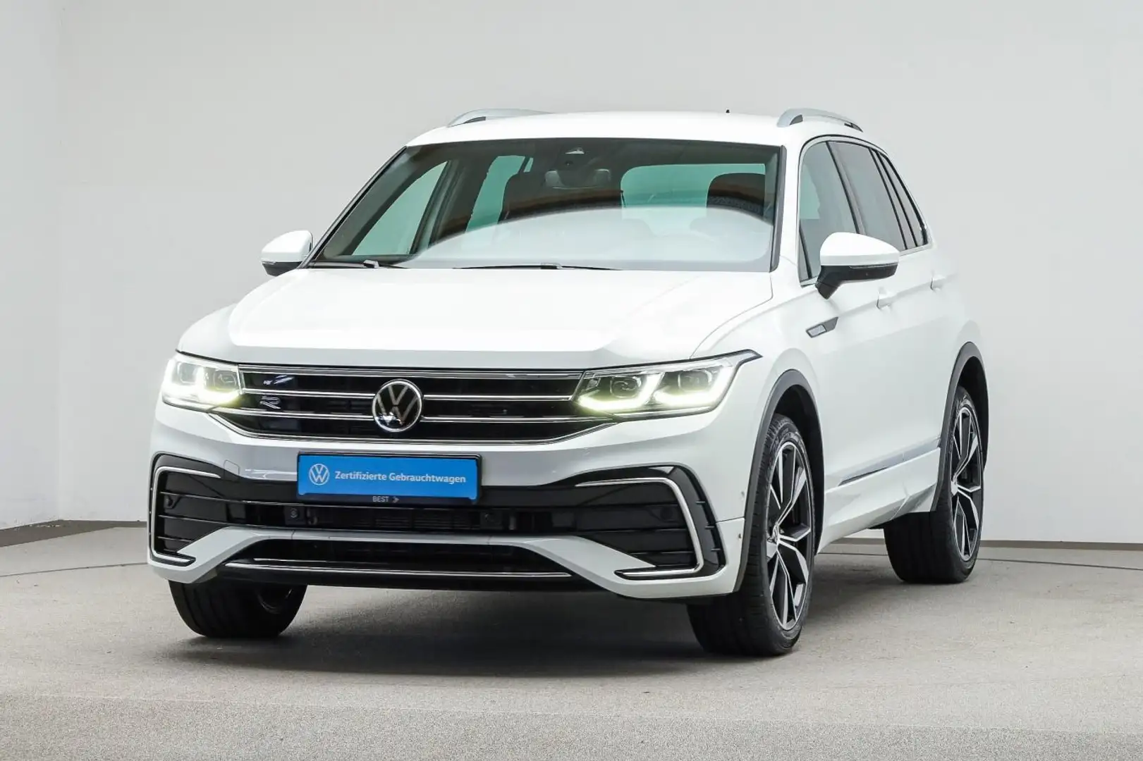 Volkswagen Tiguan 2.0 TDI R-Line Assist*AHK*Matrix*DCC*Navi Weiß - 2