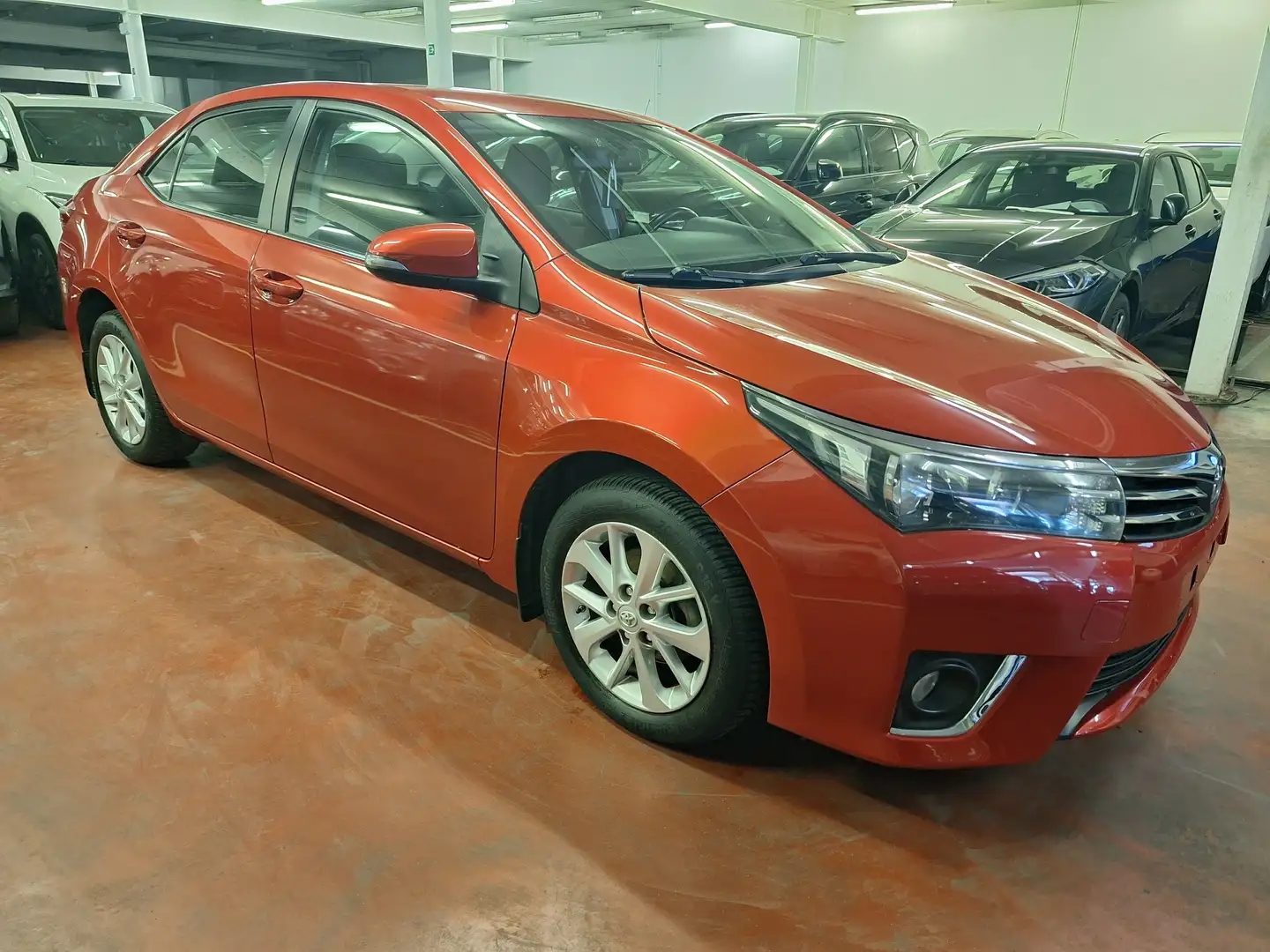 Toyota Corolla Corolla 1.33i VVT-i Comfort Rouge - 1