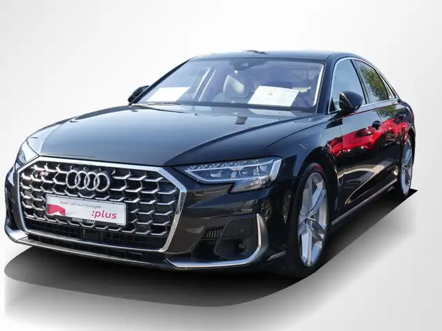 Audi S8 view 14