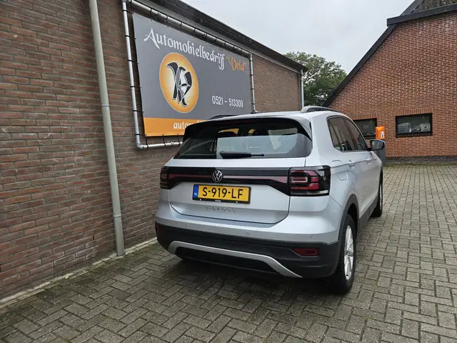 Volkswagen T-Cross view 23