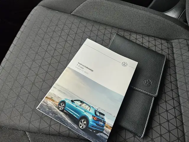 Volkswagen T-Cross view 20