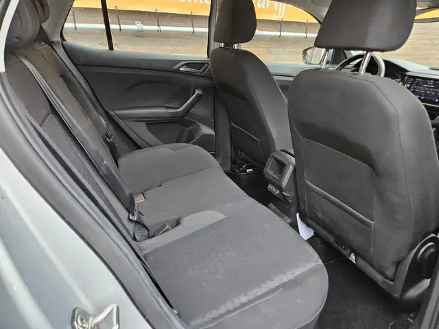 Volkswagen T-Cross view 28