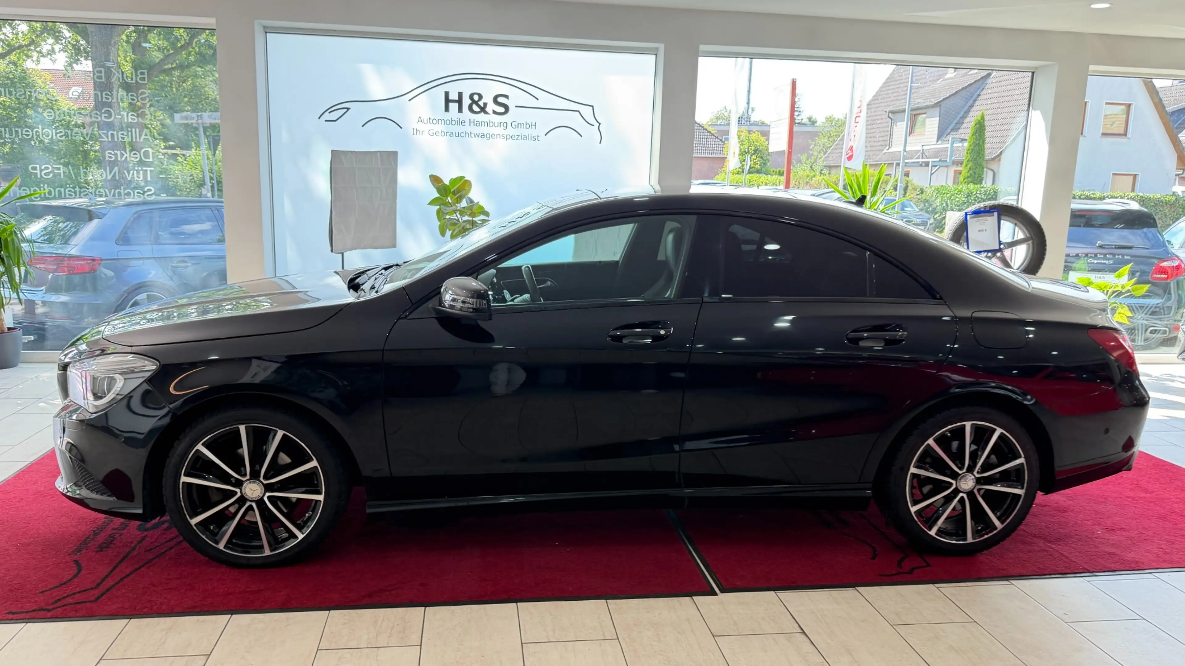 Mercedes-Benz CLA 220 CDI / d AMG LINE — photo 3