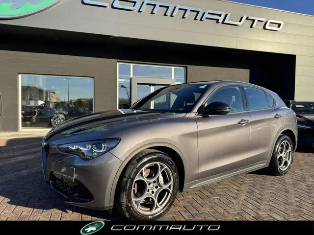 Alfa Romeo Stelvio 2.2 Turbodiesel 160 CV AT8 RWD Sprint