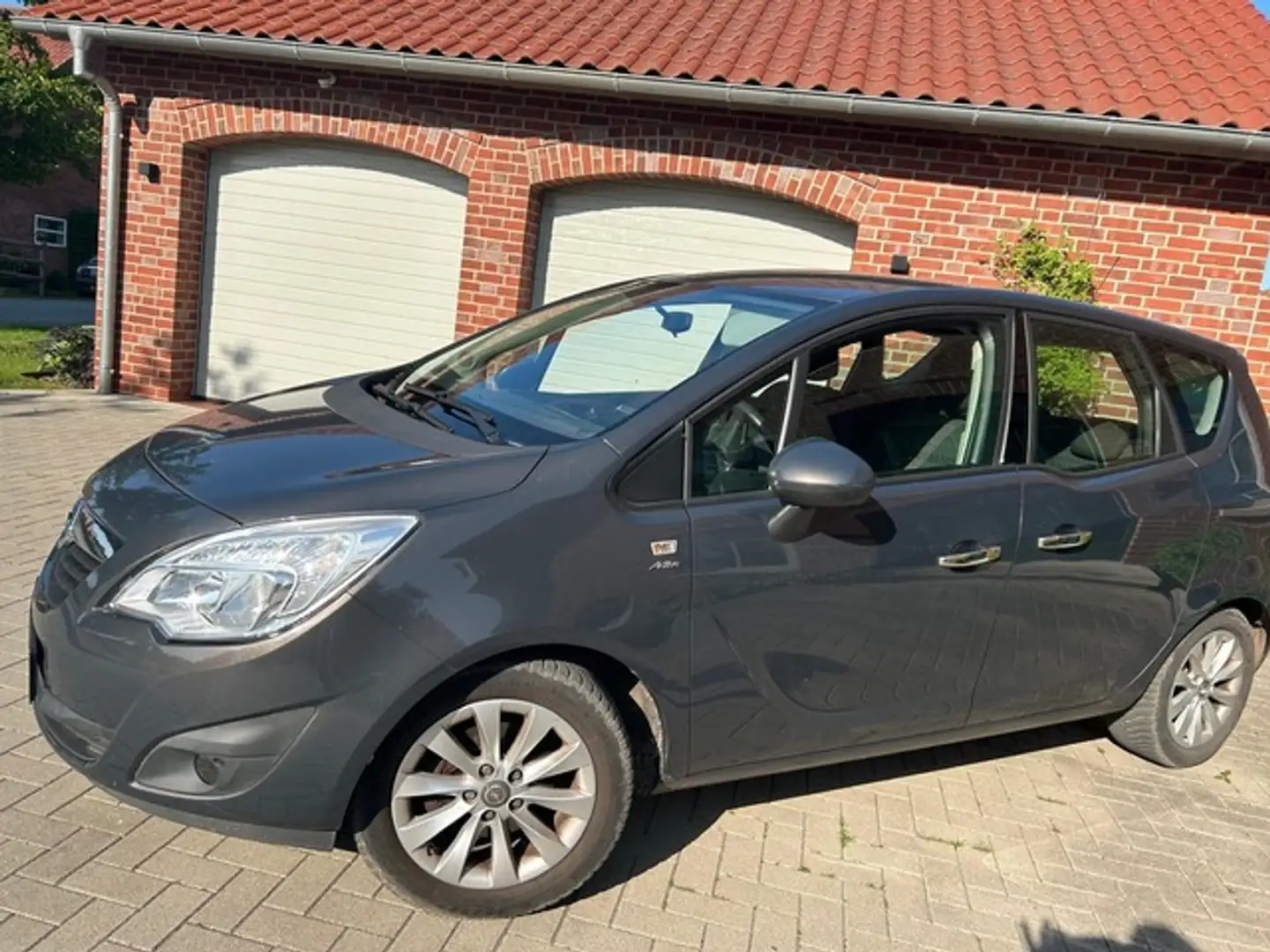 Opel Meriva B Edition 1.4, AHK mit Beschädigung, Klim Negro - 1