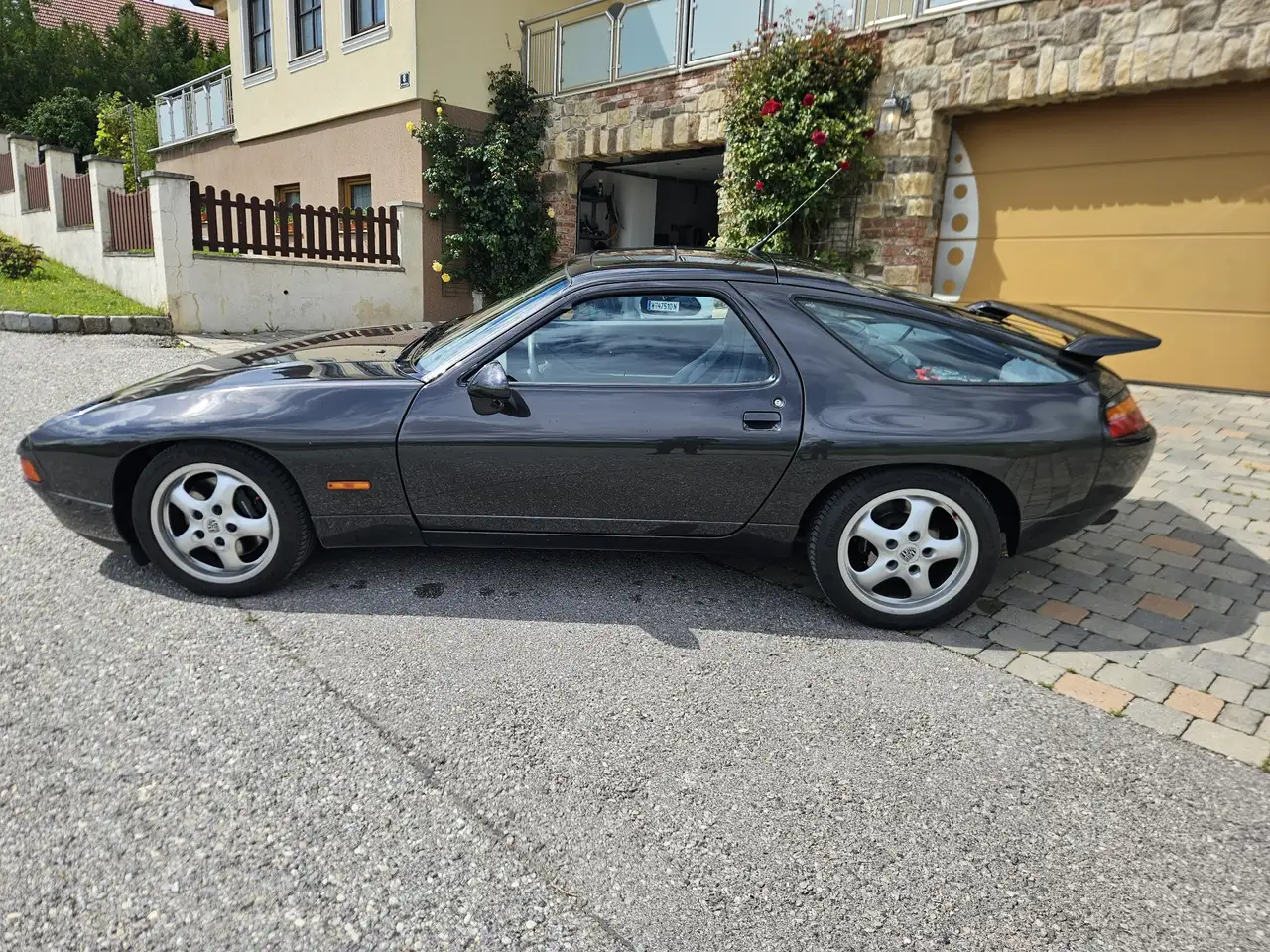 Porsche 928 GTS Automatik, foto 9