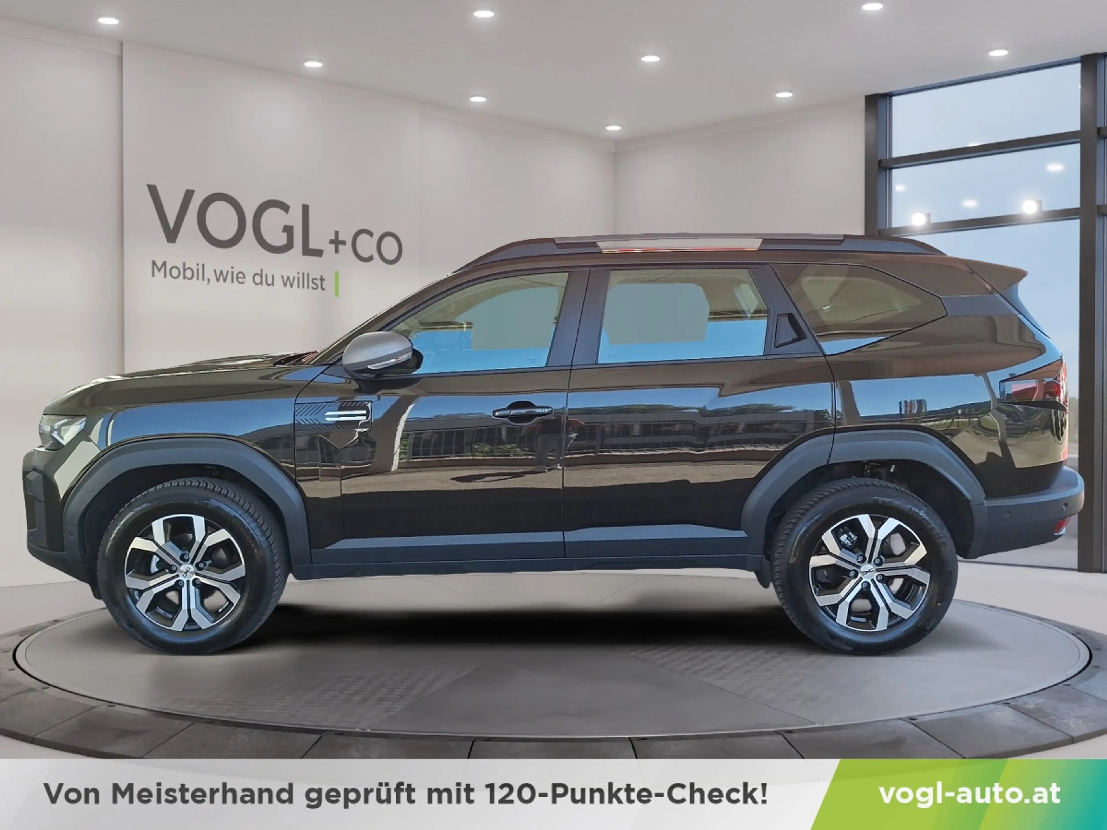 Dacia Bigster Expression Mild Hybrid 130PS 4x4 — photo 2