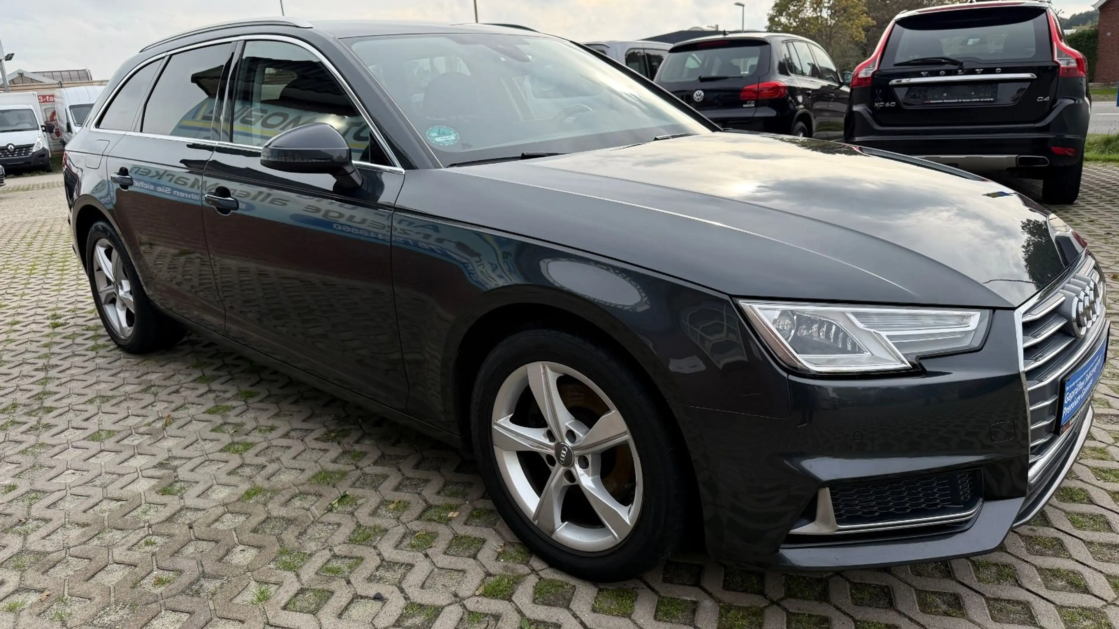 Audi A4 Avant 35 TDI sport TÜV INSP — photo 10