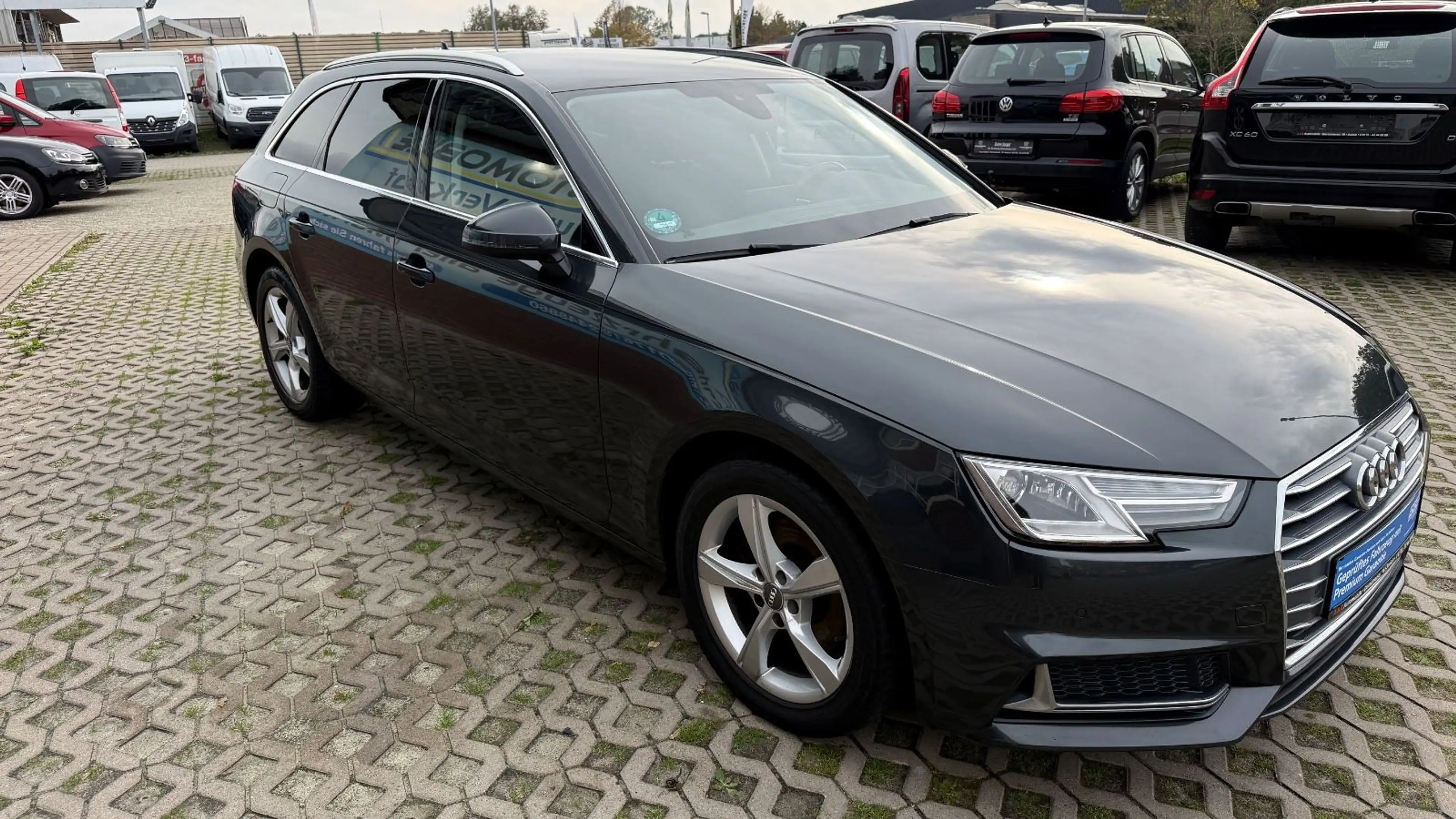 Audi A4 Avant 35 TDI sport TÜV INSP — photo 3
