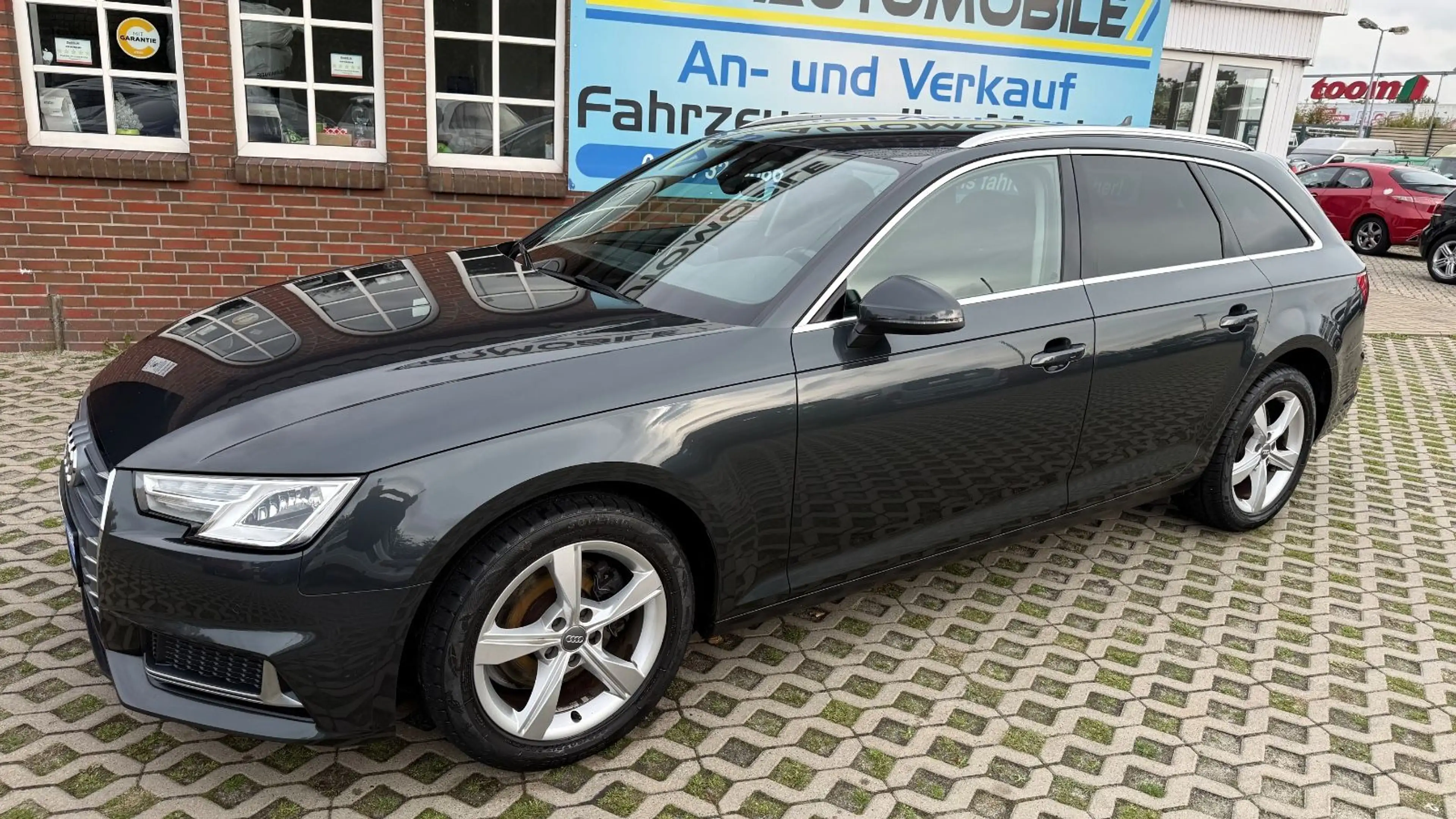 Audi A4 Avant 35 TDI sport TÜV INSP — photo 7