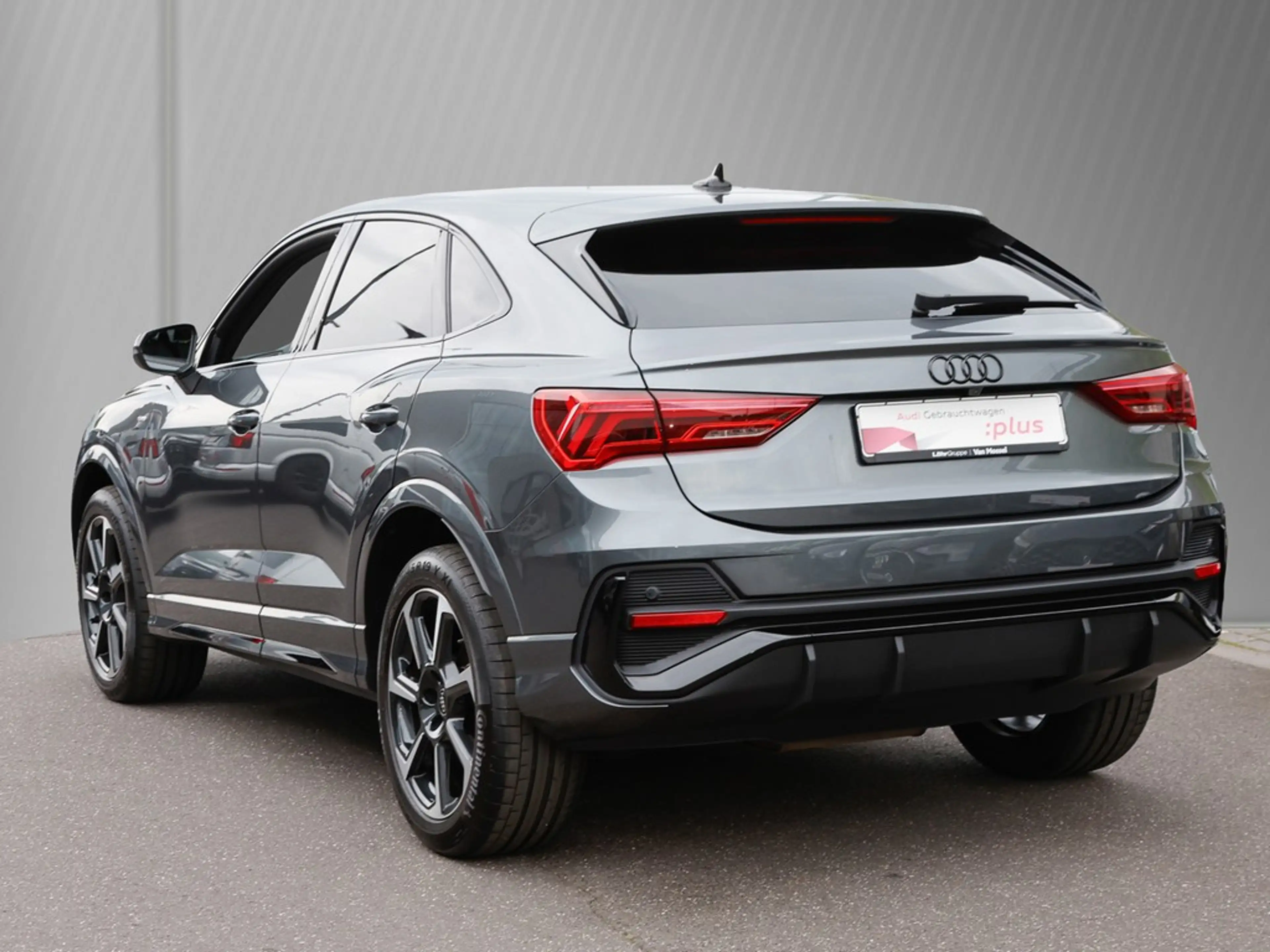 Audi Q3 Sportback 35 TDI S line Navi AHK Kamera PDC+ — photo 6