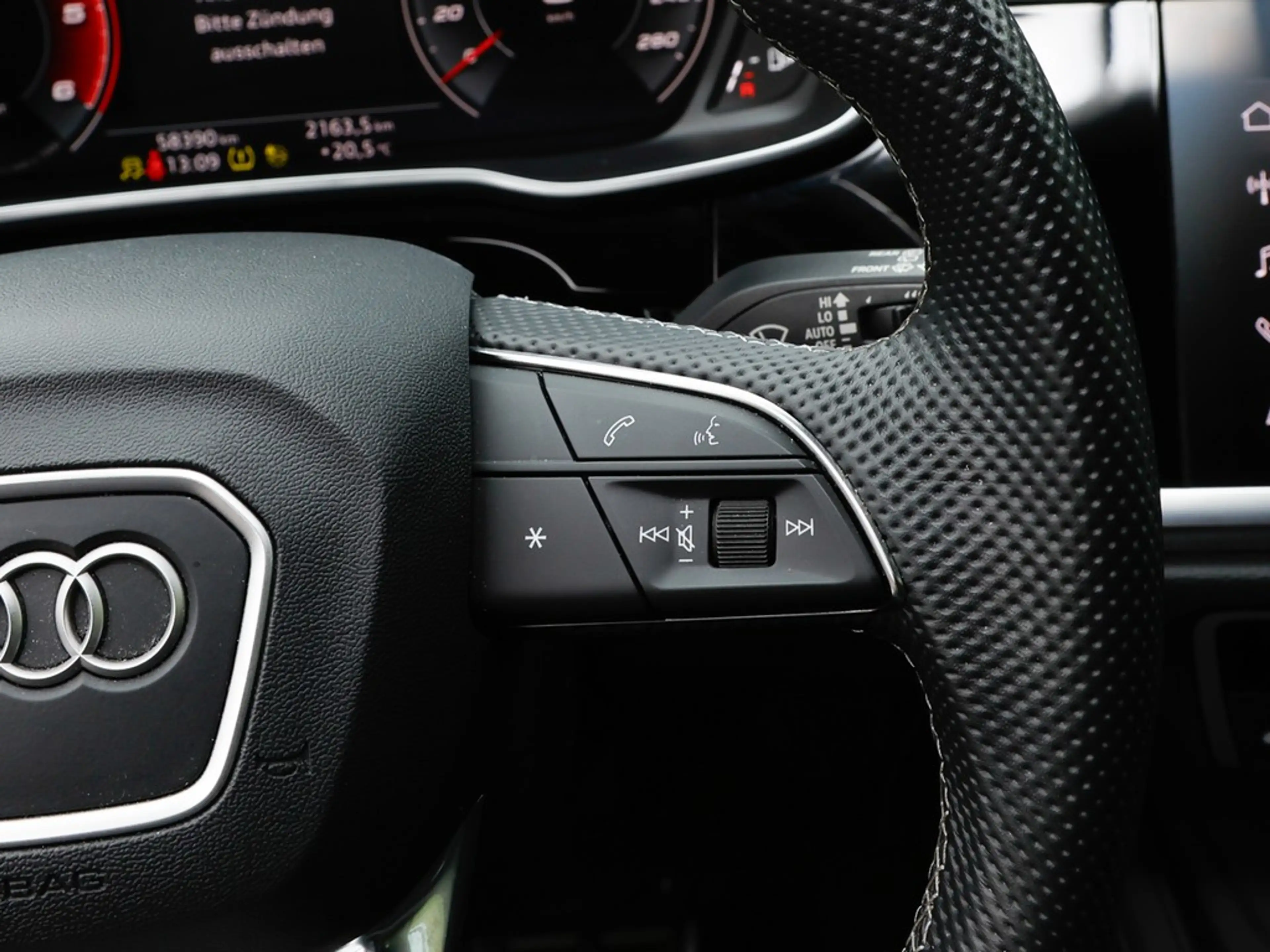 Audi Q3 Sportback 35 TDI S line Navi AHK Kamera PDC+ — photo 20