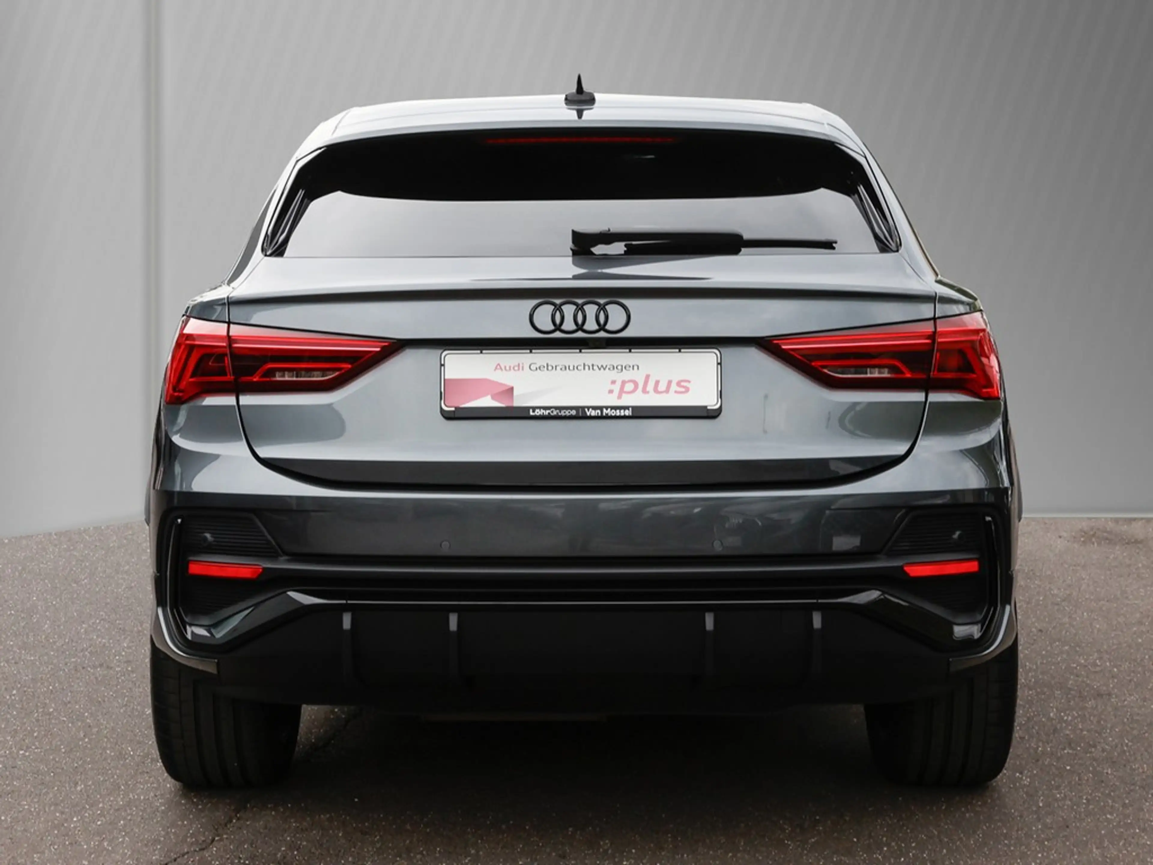 Audi Q3 Sportback 35 TDI S line Navi AHK Kamera PDC+ — photo 7