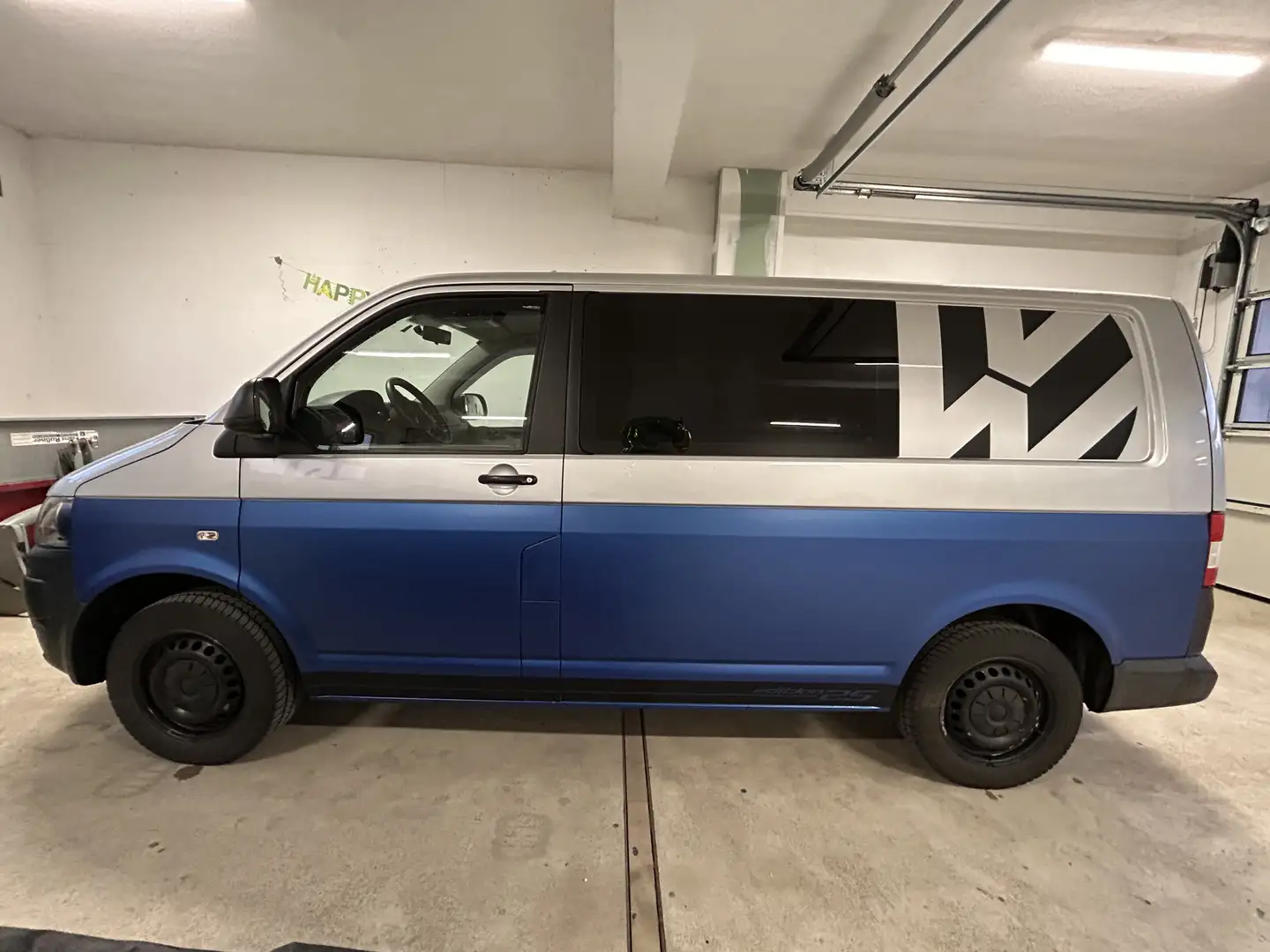 Volkswagen T5 Transporter Bleu - 1
