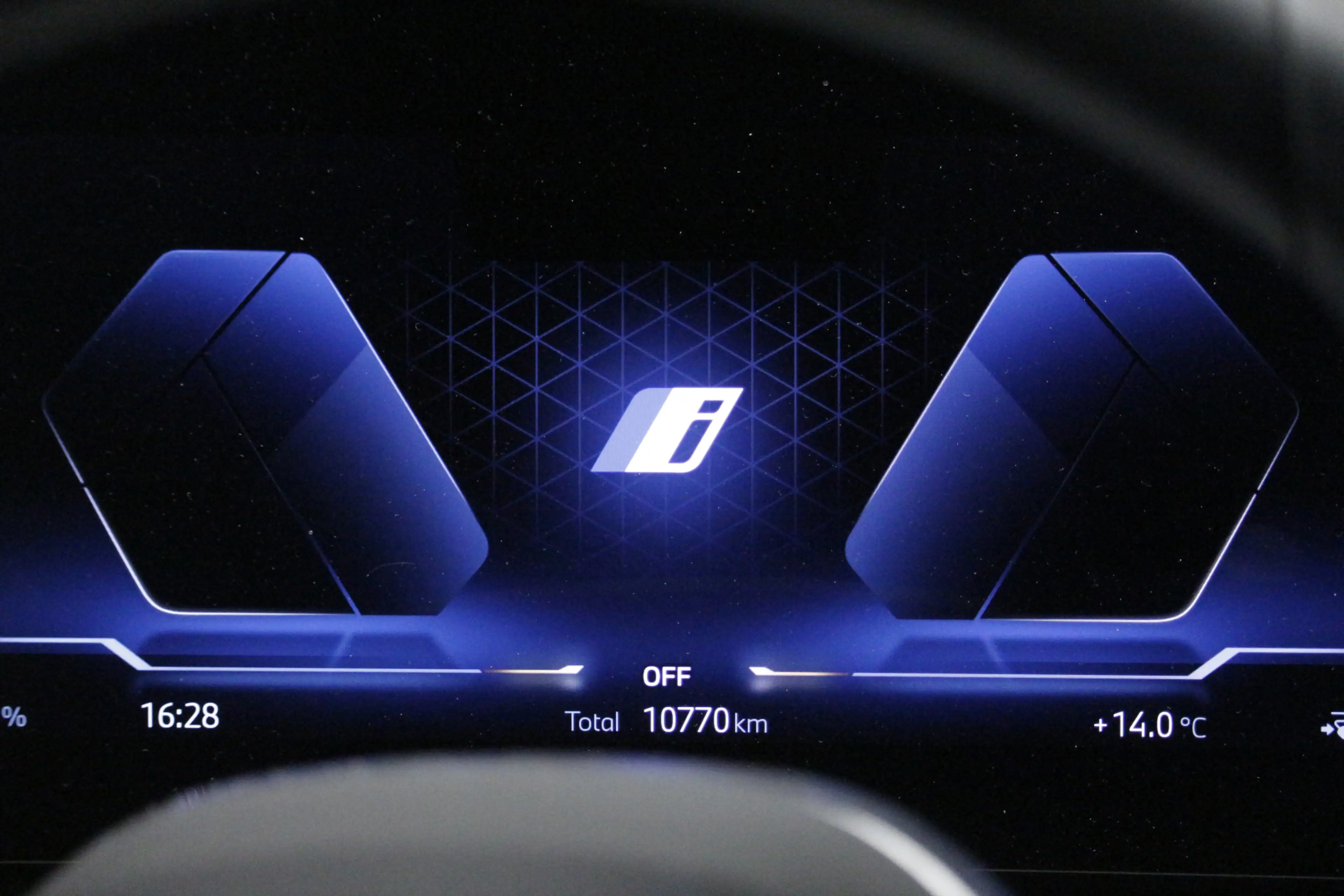 BMW iX2 eDrive20 67kWh | M-Sport | 19" | Voorbereiding Dri — photo 15