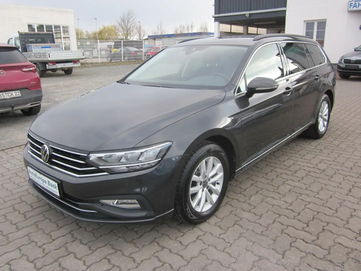 Volkswagen Passat Variant Passat Business+AHK+KAMERA+LED+2xPDC+SHZ+NAVI Gris - 2