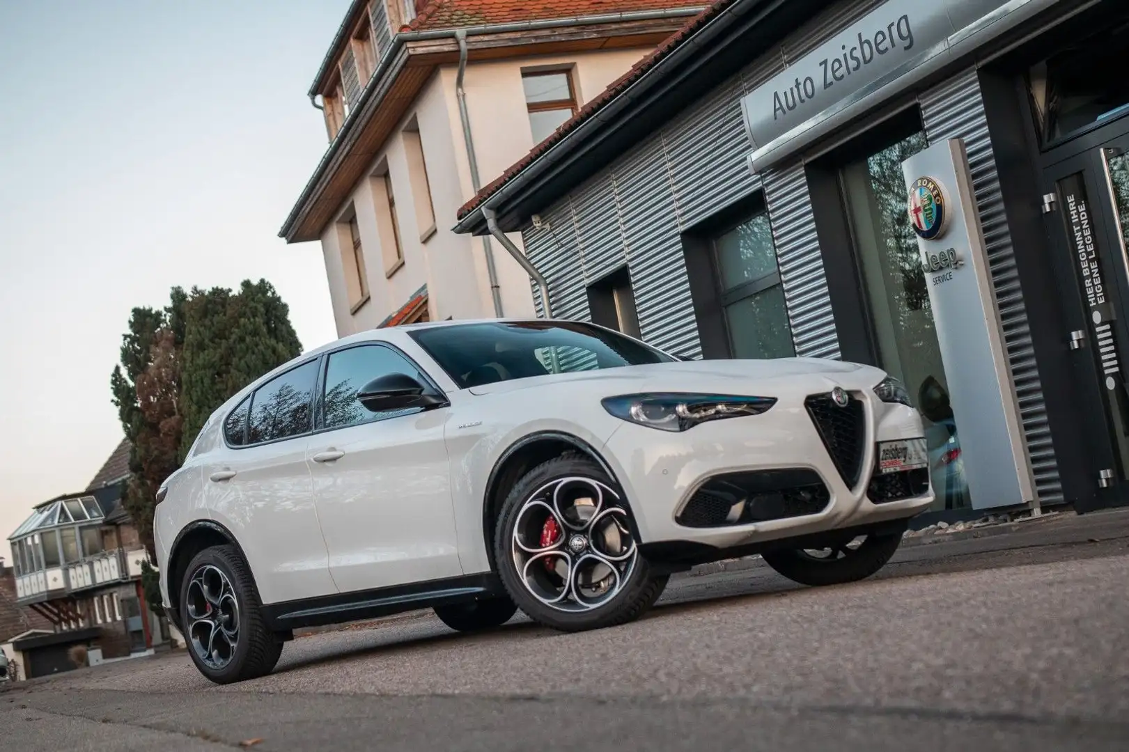 Alfa Romeo Stelvio Veloce 2.2 Q4 AT8 * ab 309€/Monat o. Anz Weiß - 1