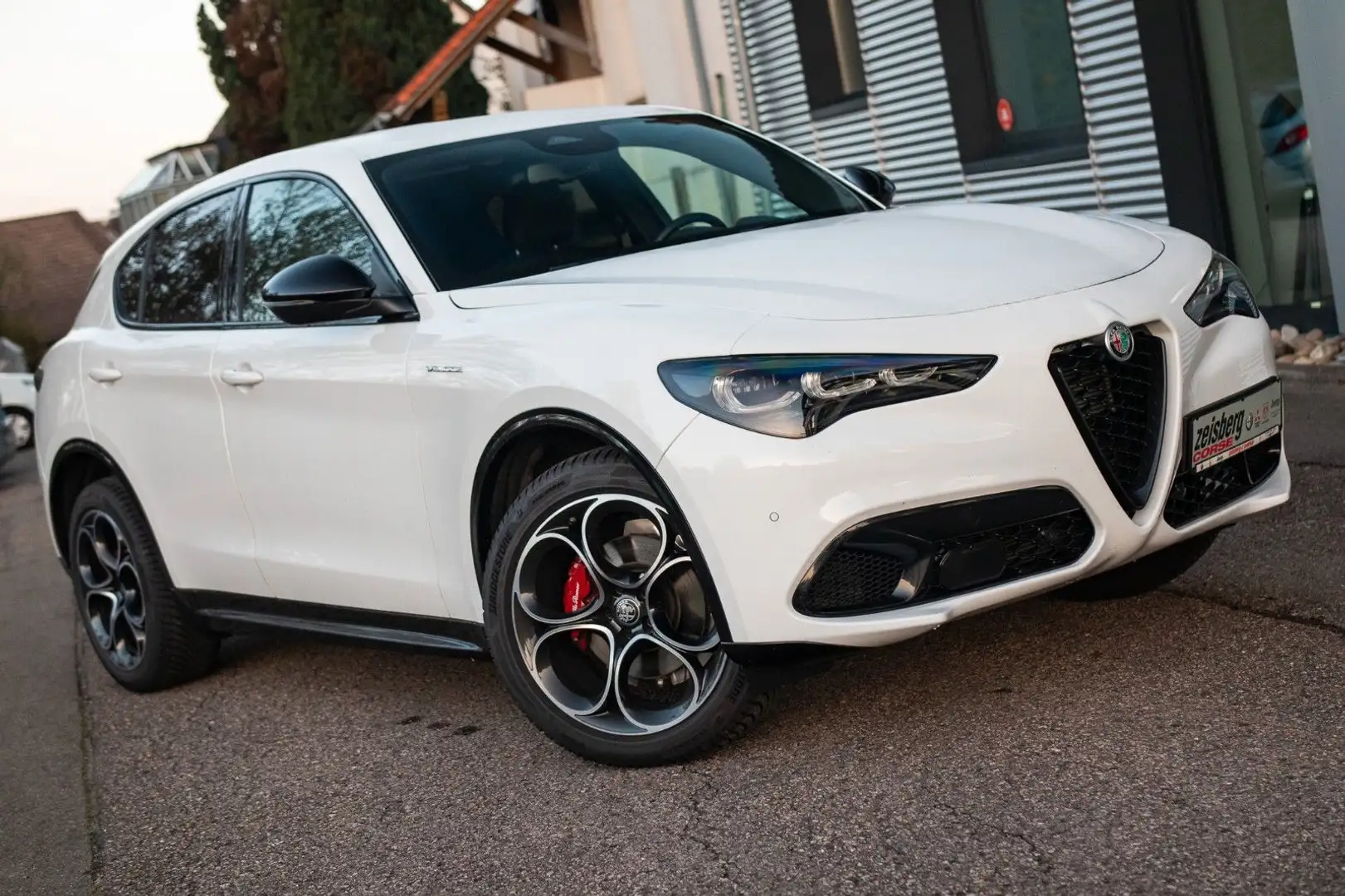 Alfa Romeo Stelvio Veloce 2.2 Q4 AT8 * ab 309€/Monat o. Anz Weiß - 2