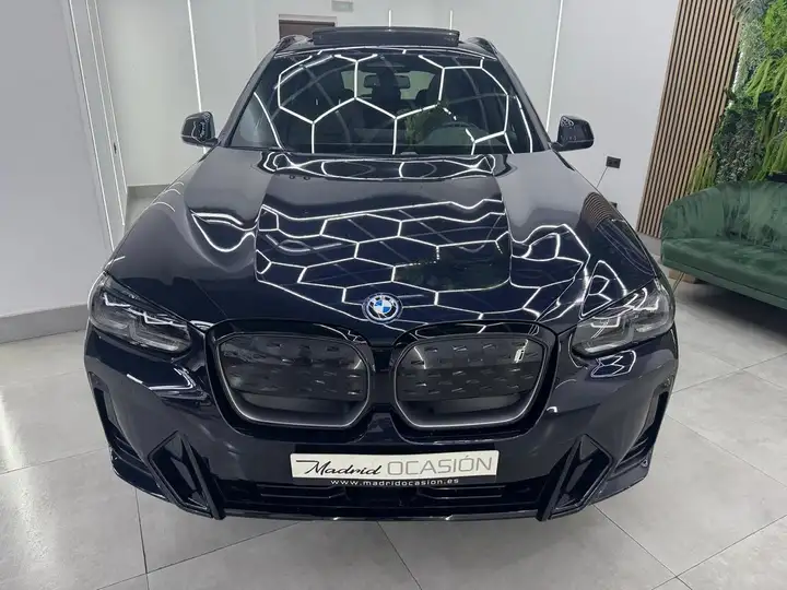 BMW IX3 2022, foto 3