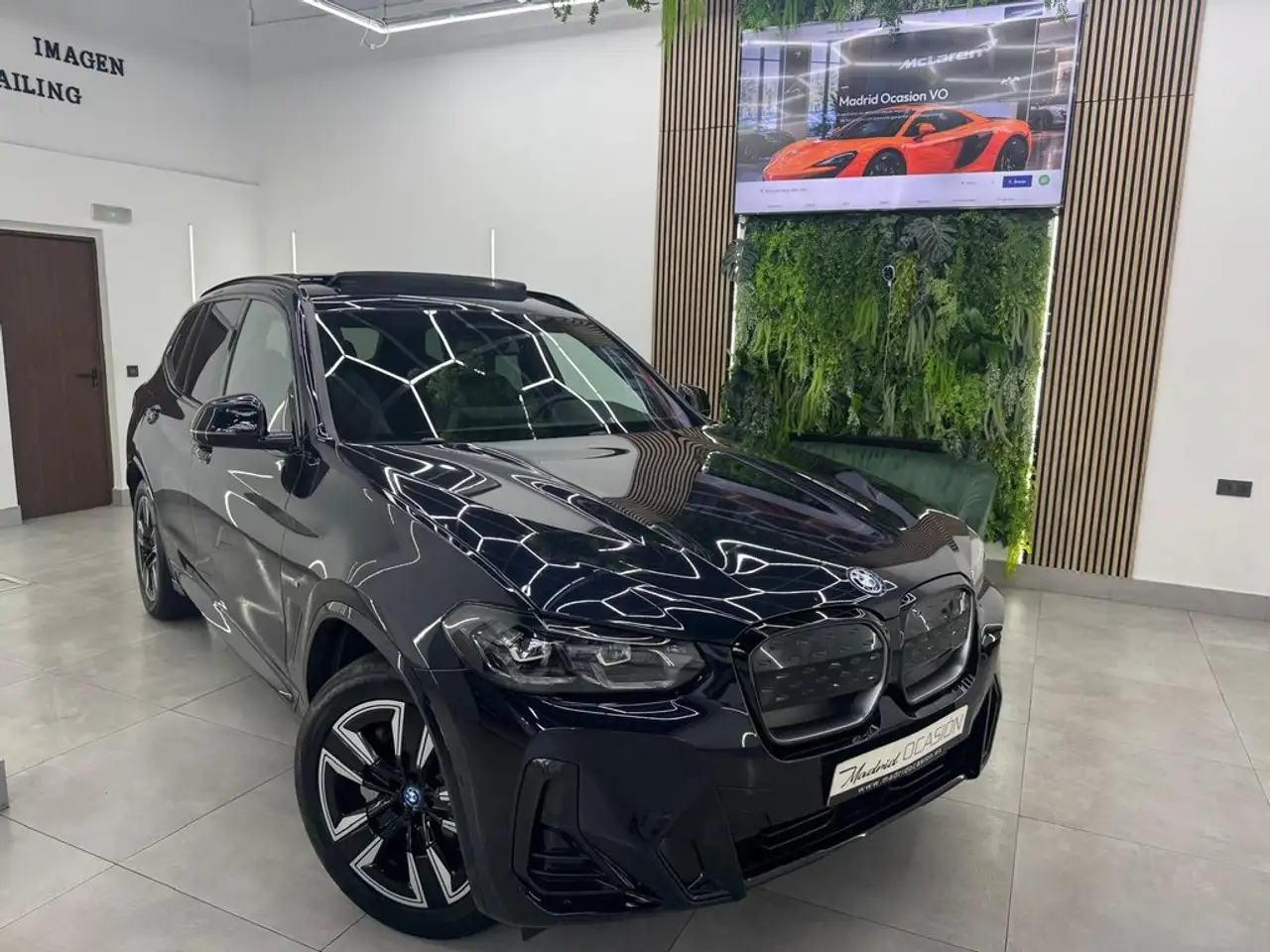 BMW iX3