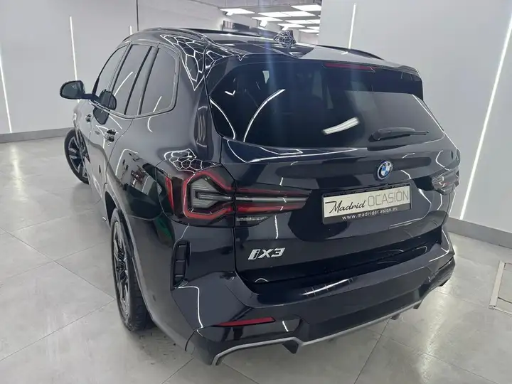 BMW IX3 2022, foto 5