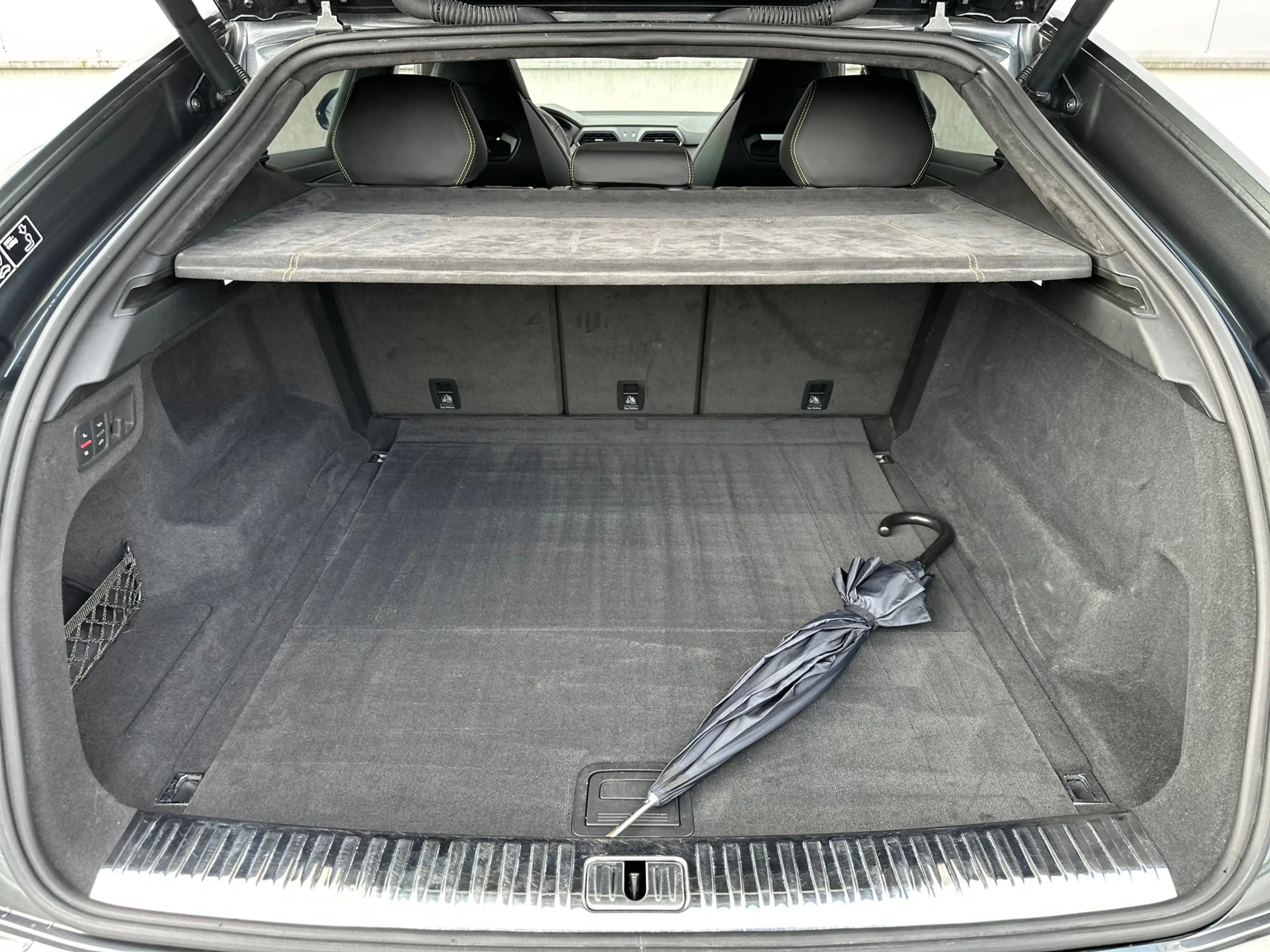 Lamborghini Urus 4.0 V8 Alcantara Ceramic 4Wielbest B&O 3D Ad Pano — photo 2