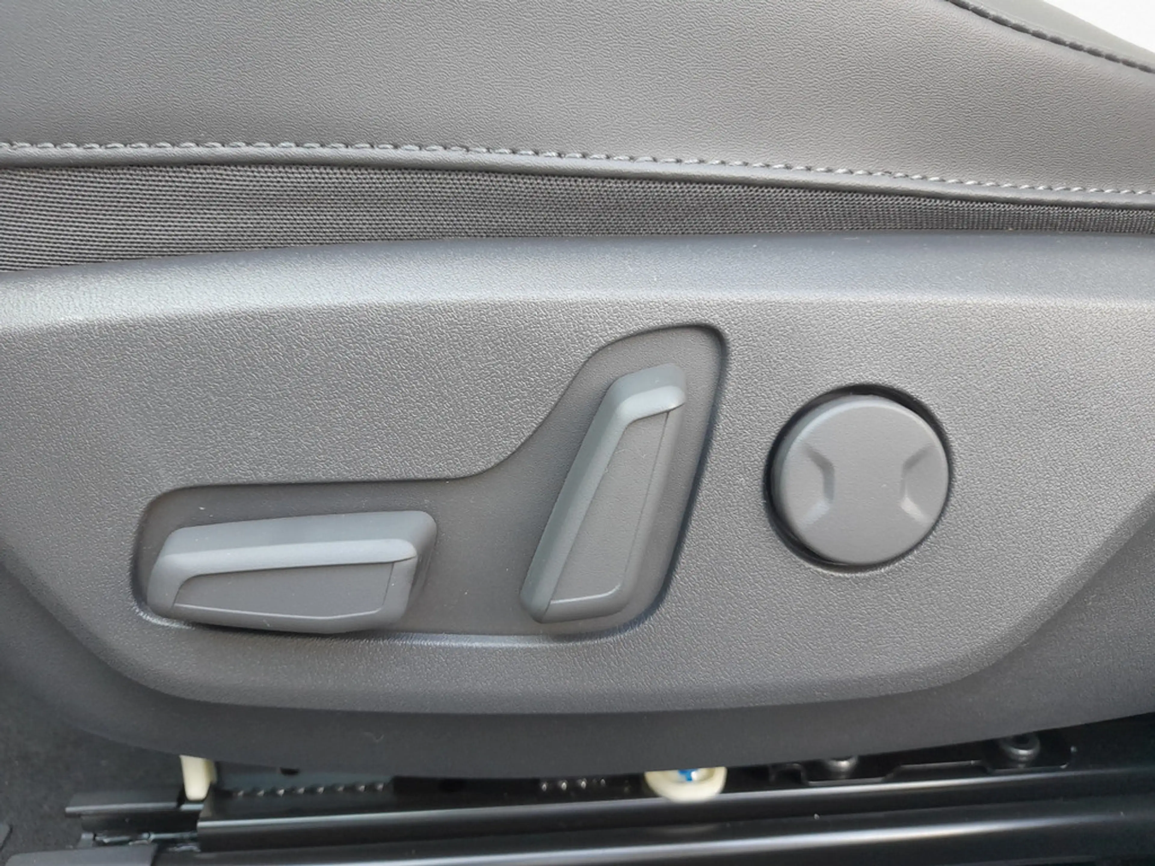 Kia Niro EV Inspiration 64,8 kWh Sound-/ Relax-/ Tech-/ DriveWise-Paket — photo 15
