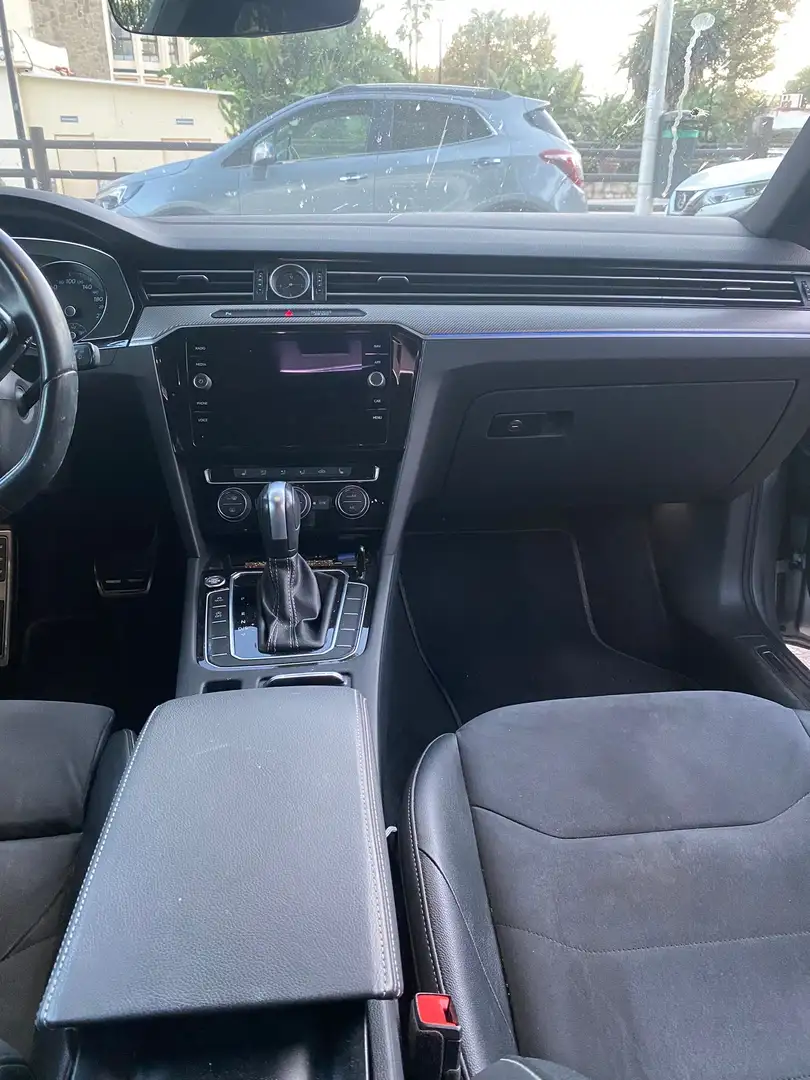 Volkswagen Arteon 2.0 TSI Business R Grijs - 2