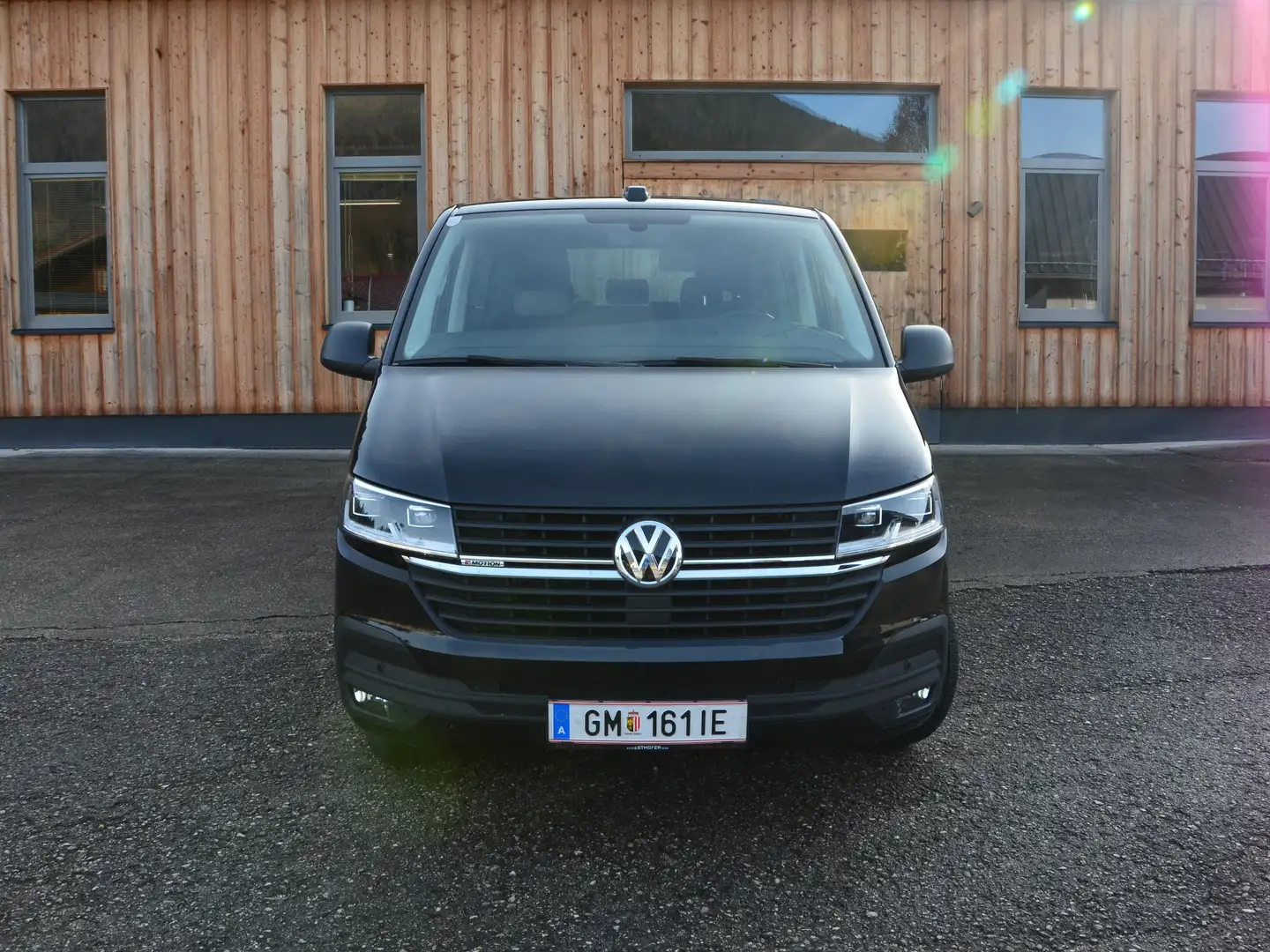 Volkswagen T6.1 Multivan Multivan Trendline 2,0 TDI 4Motion DSG Trendline Nero - 1