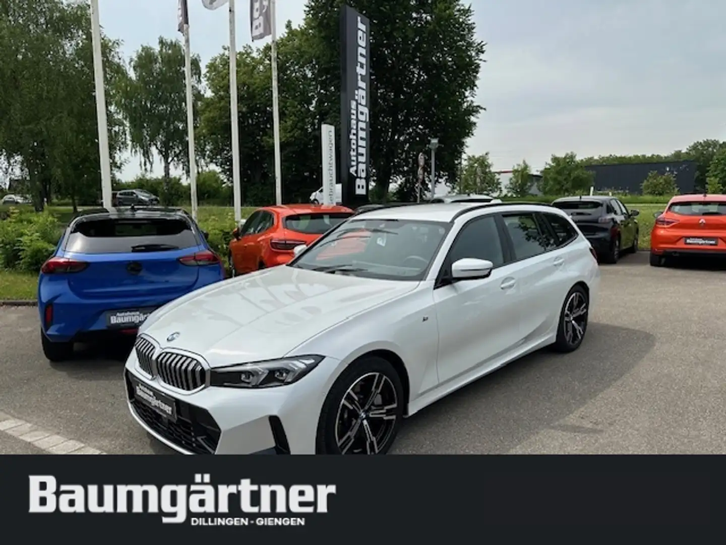 BMW 330 i xDrive M-Sport Touring Kamera/ACC/Sitzh. Weiß - 1