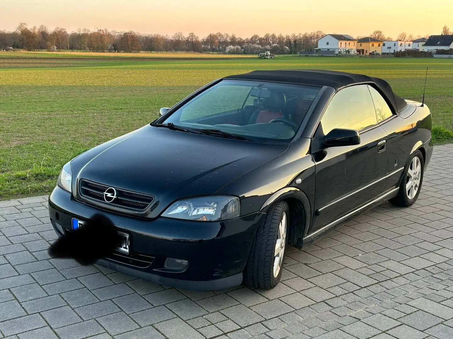 Opel Astra Cabrio 2.2 DTI Edition 90 Jahre Bertone - 1