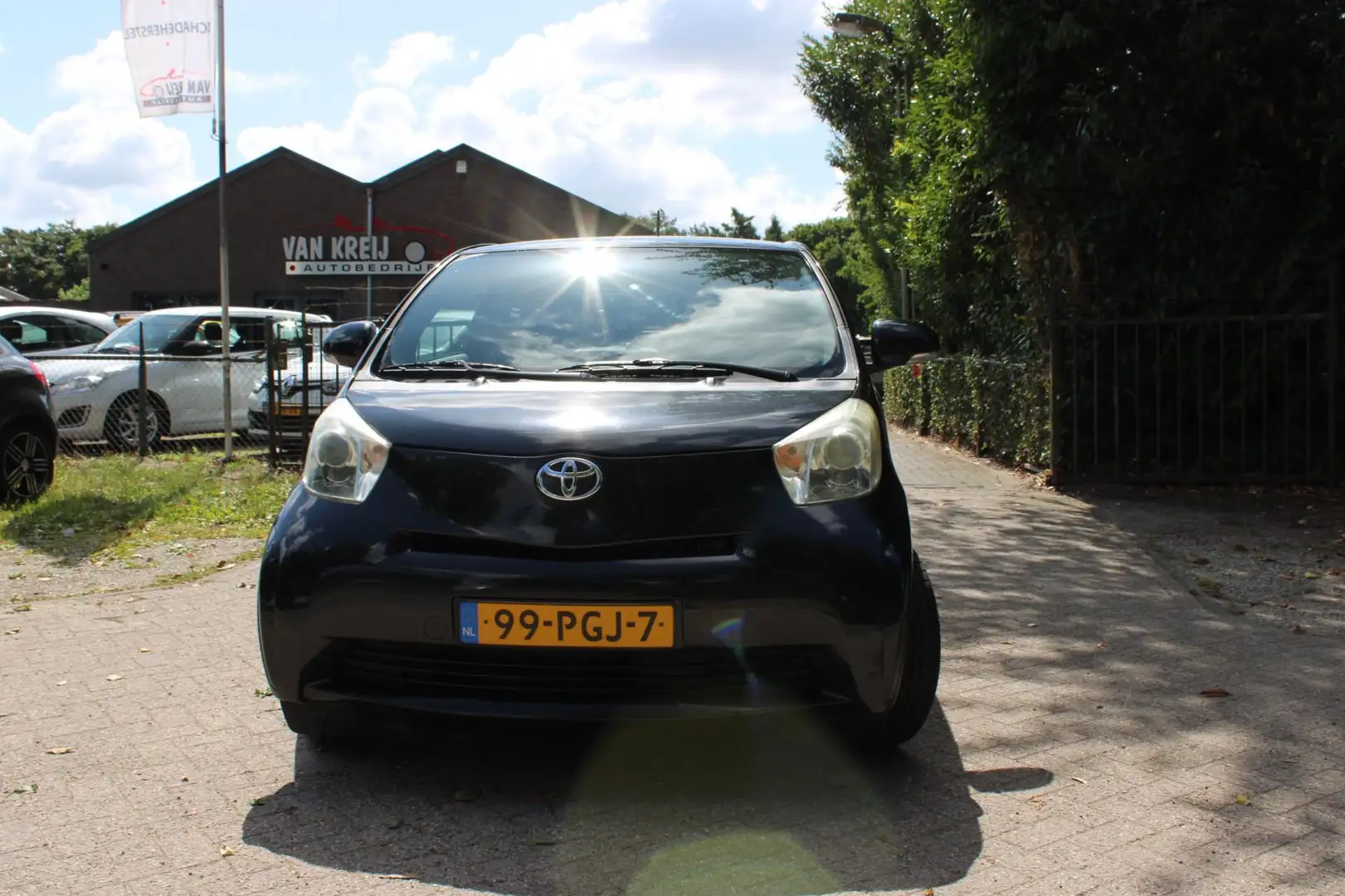 Toyota iQ 1.0 VVTi Comfort, Lm, Cv, Noir - 2