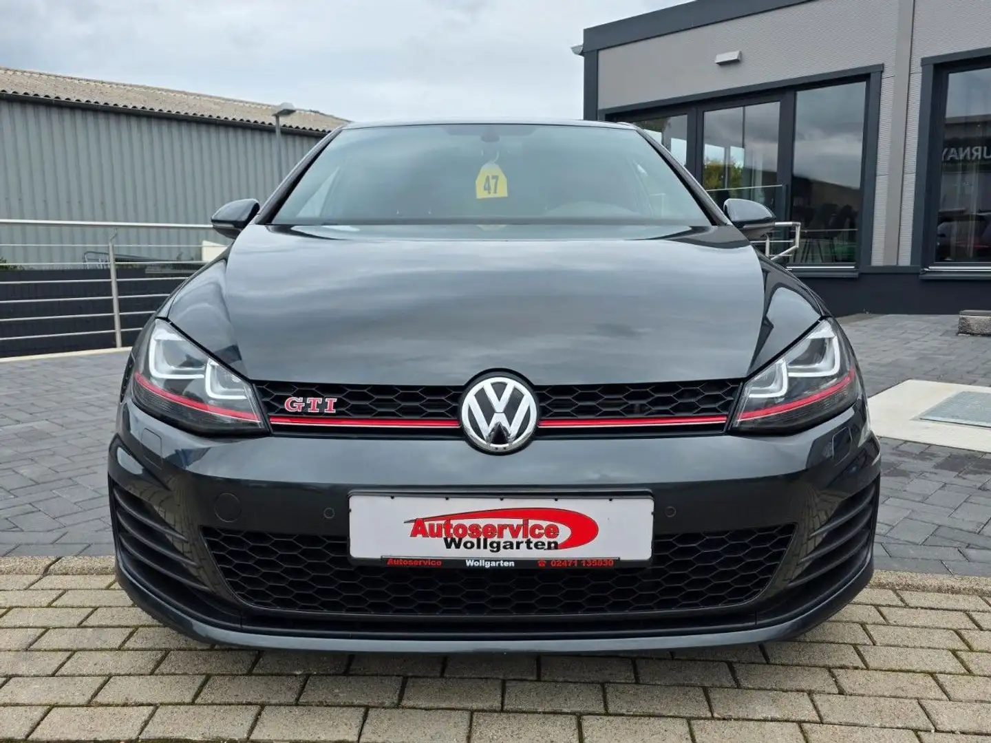 Volkswagen Golf VII GTI Performance Lim. DSG Navi PDC SHZ Grau - 2