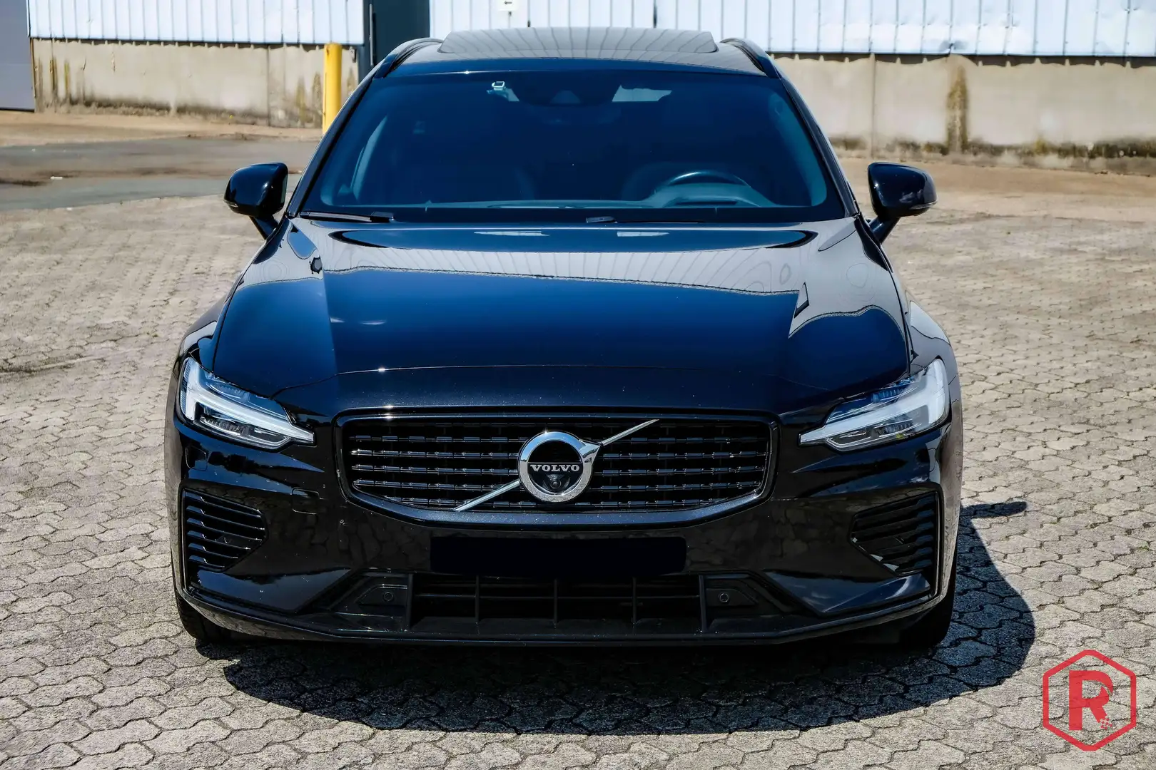 Volvo V60 T6 Plug-in hybrid R-Design BTWwagen Gekeurd Noir - 2