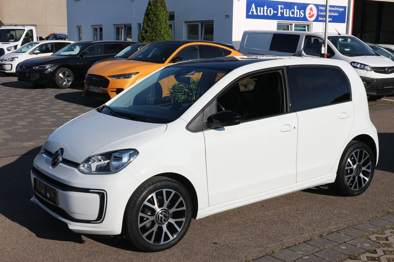 Volkswagen up! Style ALU KAMERA CCS SHZ TEMPOMAT Weiß - 1