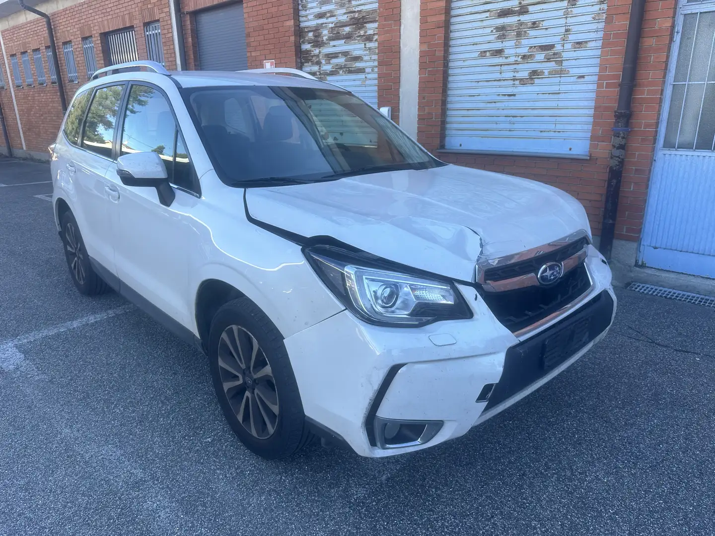 Subaru Forester 2.0d-S Sport  / va in moto e cammina/ airbag OK Bianco - 2