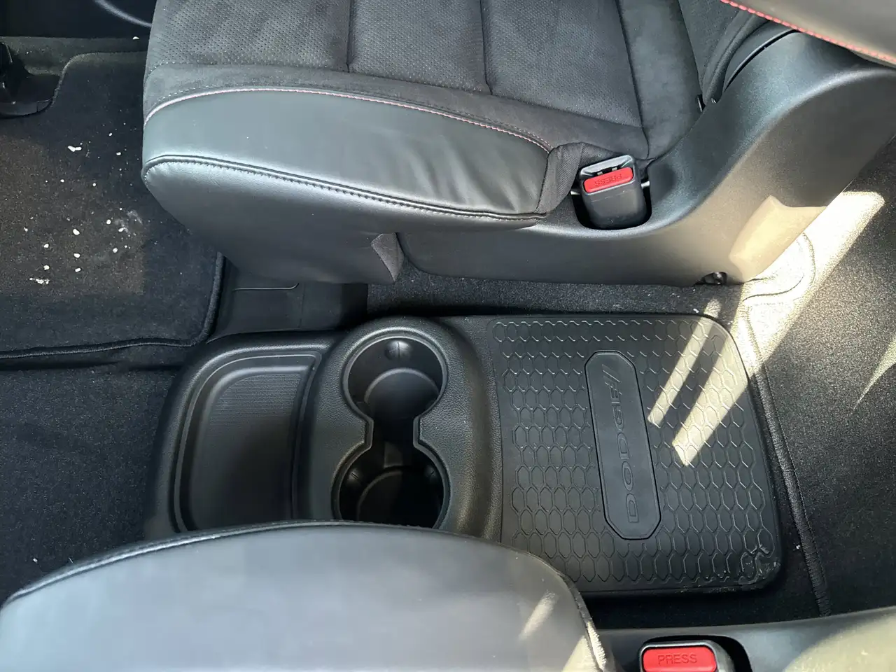Dodge Durango снимка Dodge Durango