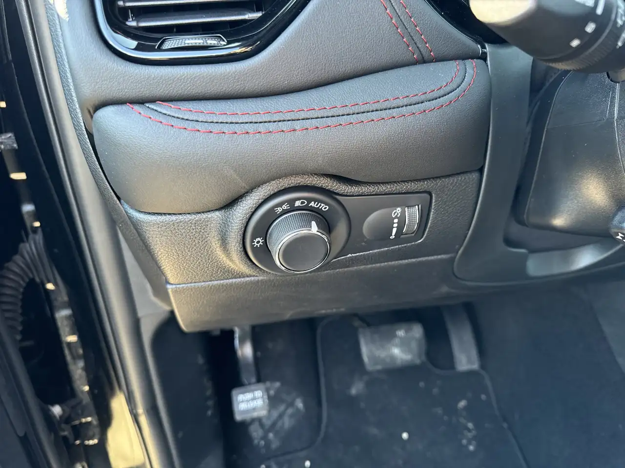 Dodge Durango снимка Dodge Durango