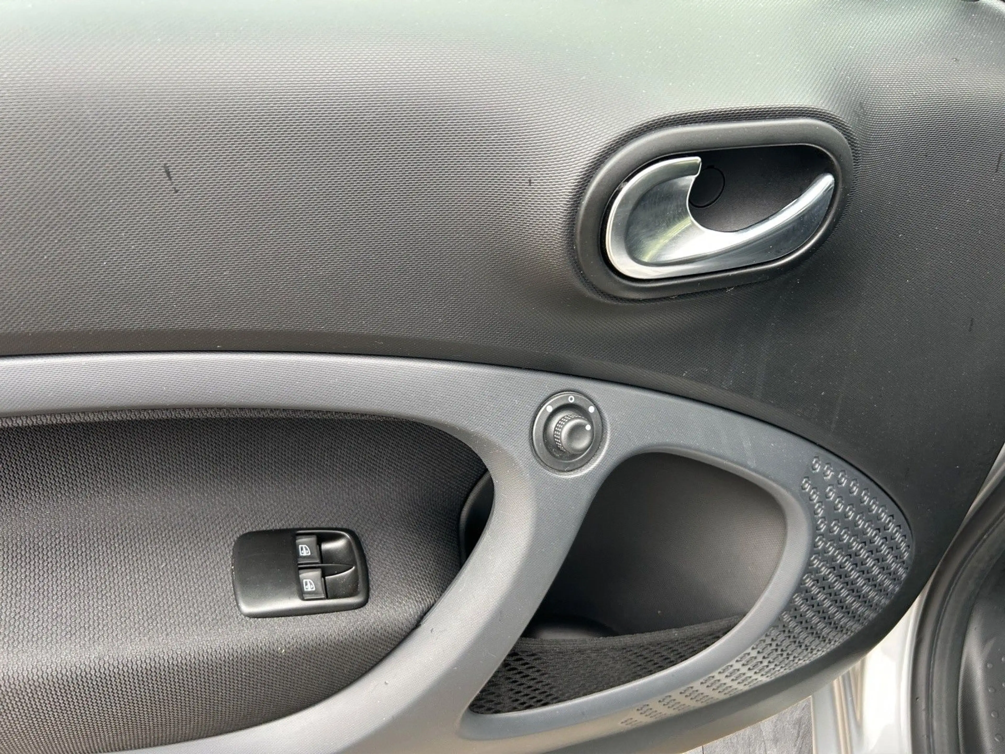 smart forTwo EQ fortwo*22 kW-LADER*PANORAMADACH*LED*KAM — photo 7