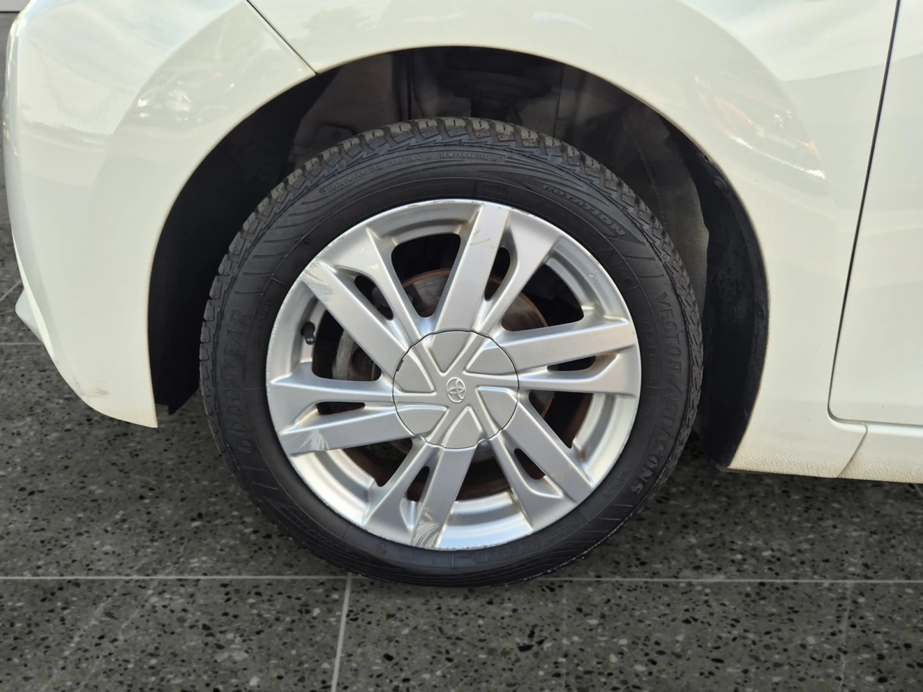 Toyota Aygo 1.0 x-wave KLIMAANLAGE*RFK*LM*FALTDACH* — photo 15