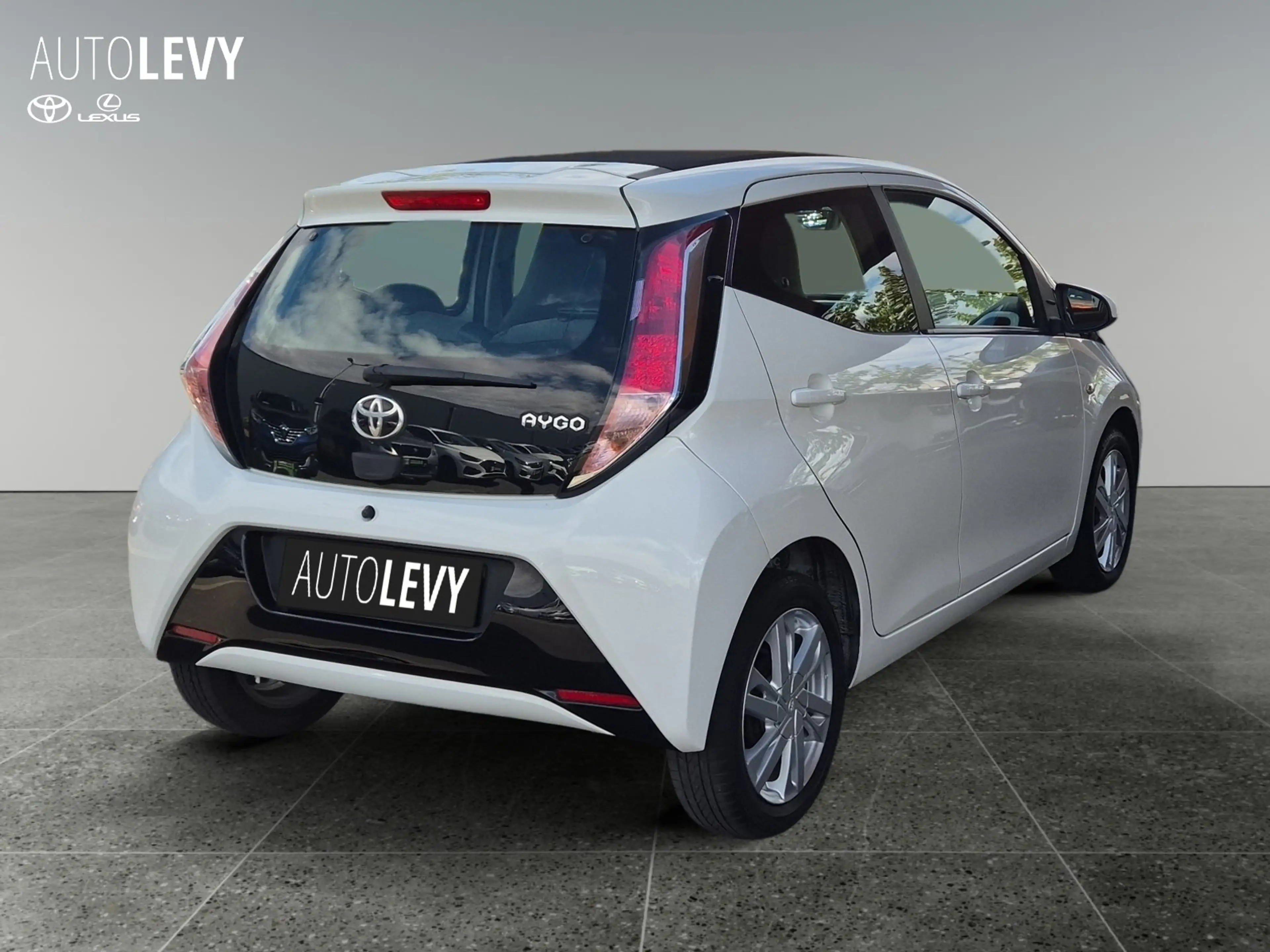 Toyota Aygo 1.0 x-wave KLIMAANLAGE*RFK*LM*FALTDACH* — photo 6
