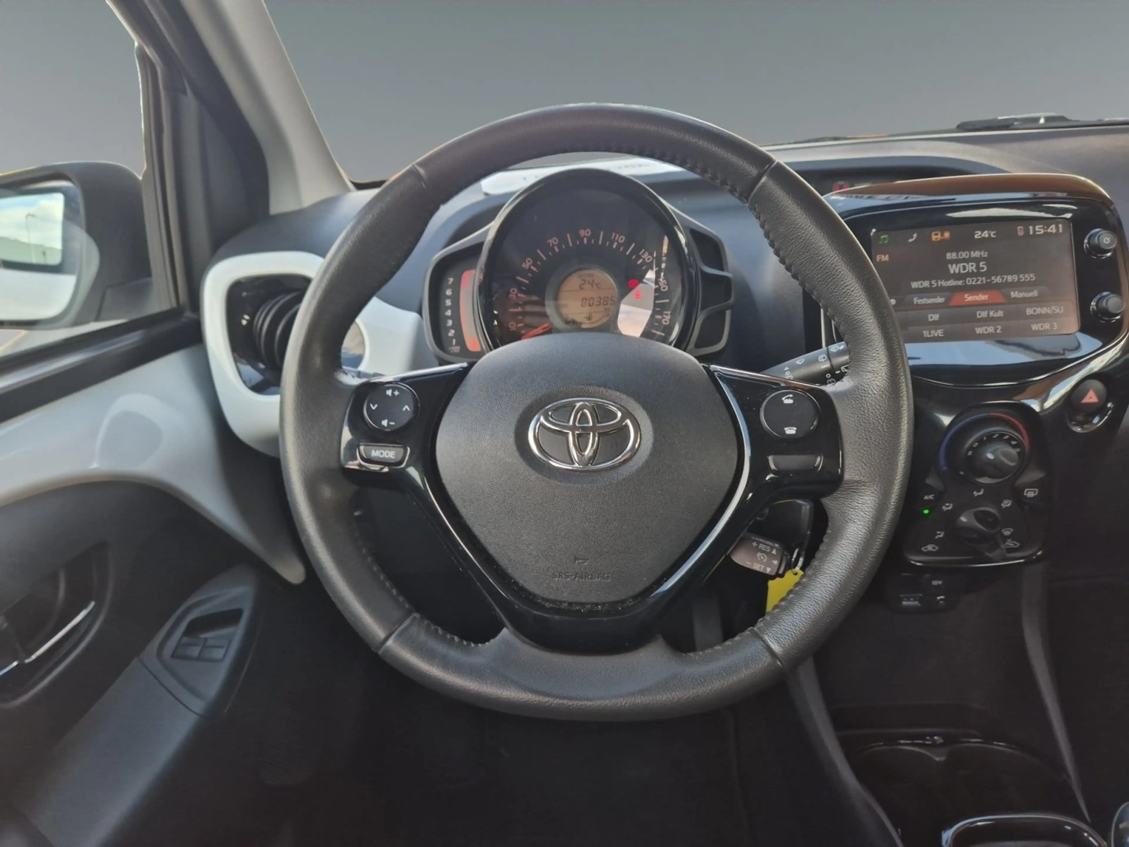 Toyota Aygo 1.0 x-wave KLIMAANLAGE*RFK*LM*FALTDACH* — photo 13