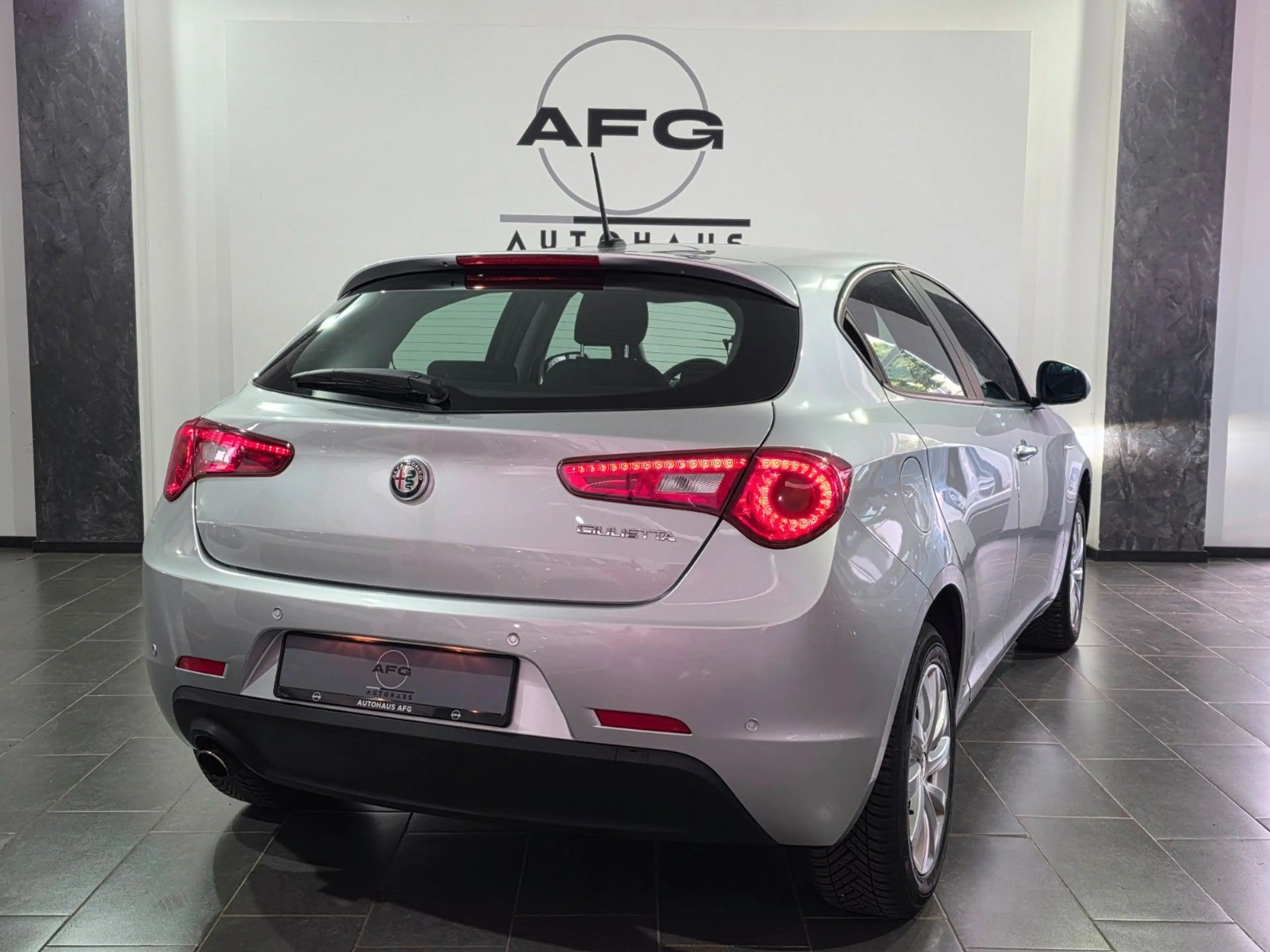 Alfa Romeo Giulietta Alfa Romeo Giulietta*PDC*NAVI — photo 5