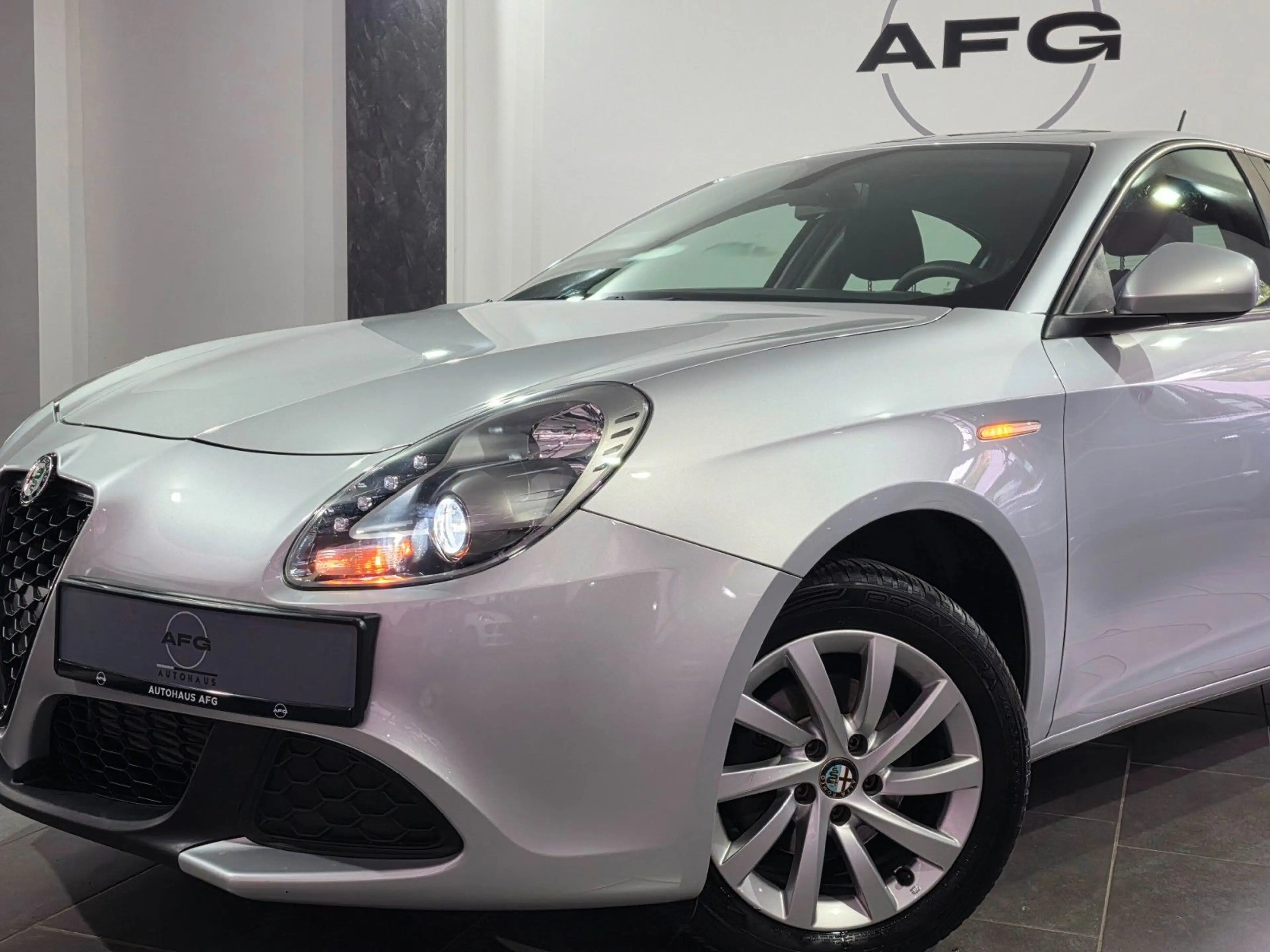 Alfa Romeo Giulietta Alfa Romeo Giulietta*PDC*NAVI — photo 9