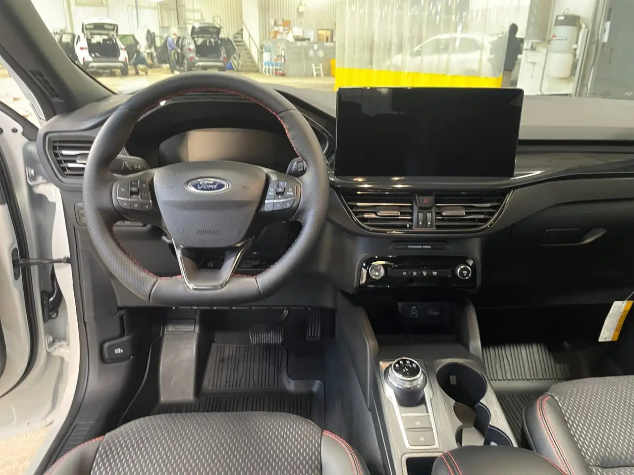 Ford Escape снимка Ford Escape