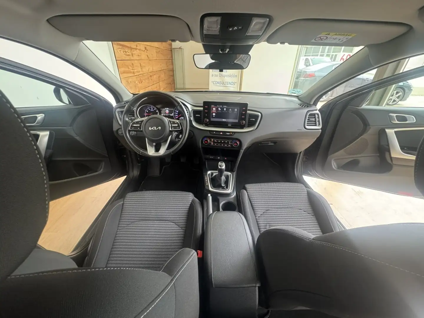 Kia XCeed 1.0 T-GDi Drive Gris - 2