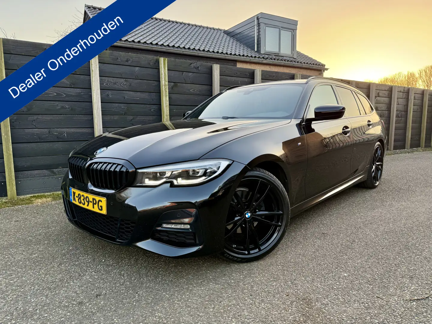 BMW 320 3-serie Touring 320i High Executive Edition M-spor Schwarz - 1